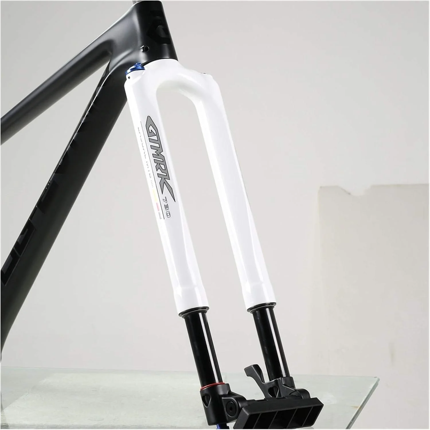 دوشاخ دوچرخه کربنی MTB دوشاخ دوچرخه کوهستان بادی 27.5 29 اینچ RS1 ACS Solo 15MM*100 فرمان پیشبینیکننده سیستم تعلیق دوشاخ روغنی و گازی (رنگ: 29 اینچ نارنجی)(29 اینچ سفید) دوشاخ دوچرخه کربنی MTB دوشاخ دوچرخه کوهستان بادی 27.5 29 اینچ RS1 ACS Solo 15MM*100 فرمان پیشبینیکننده سیستم تعلیق دوشاخ روغنی و گازی (رنگ: 29 اینچ نارنجی)(29 اینچ سفید)