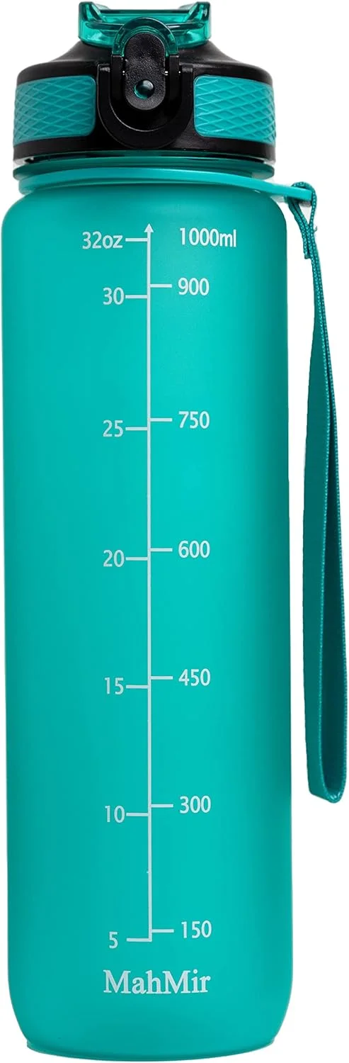 بطری آب یک لیتری MahMir با نشانگر زمان و نی، جنس تریتان بدون BPA، مناسب باشگاه و ورزش (سبز نعنایی) بطری آب یک لیتری MahMir با نشانگر زمان و نی، جنس تریتان بدون BPA، مناسب باشگاه و ورزش (سبز نعنایی)