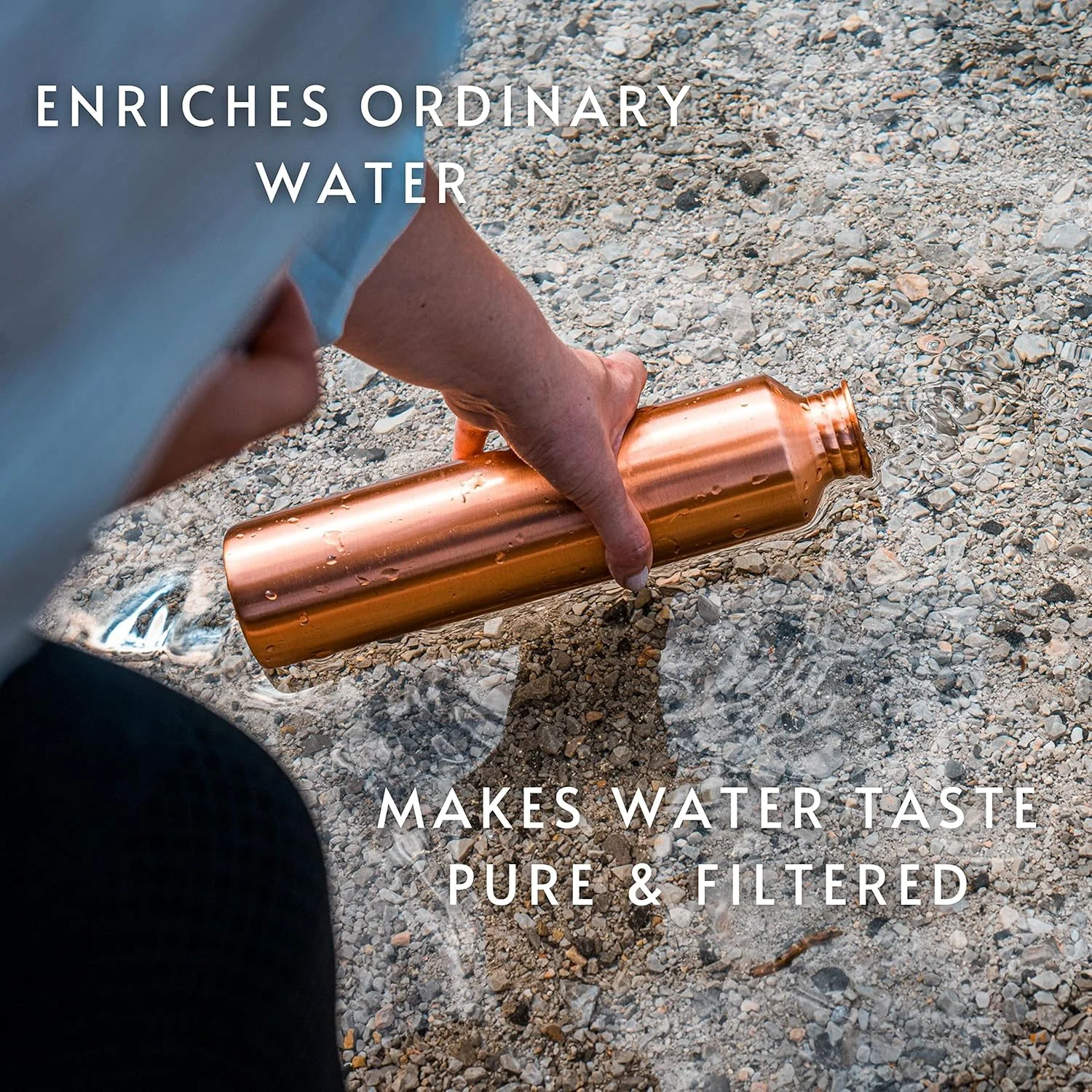 بطری آب مسی 1 لیتری - طراحی مدرن و قدیمی - ظرف مسی آیورودا - بیشتر آب بنوشید، مصرف قند خود را کاهش دهید و فورا از مزایای سلامتی آن لذت ببرید بطری آب مسی 1 لیتری - طراحی مدرن و قدیمی - ظرف مسی آیورودا - بیشتر آب بنوشید، مصرف قند خود را کاهش دهید و فورا از مزایای سلامتی آن لذت ببرید