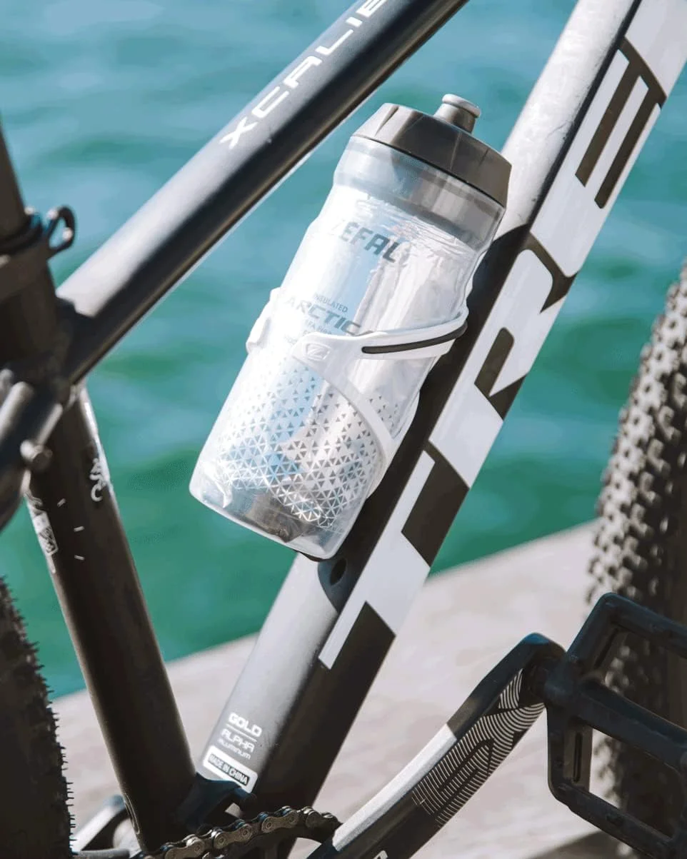 ZEFAL Pack Arctica 55 - بسته 2 عددی قمقمه های دوچرخه 550 میلی لیتری - بطری دوچرخه ای ایزوترمال - بدون بو و ضد آب - بطری ورزشی بدون BPA - نقره ای/مشکی، 2 عدد 550 میلی لیتری