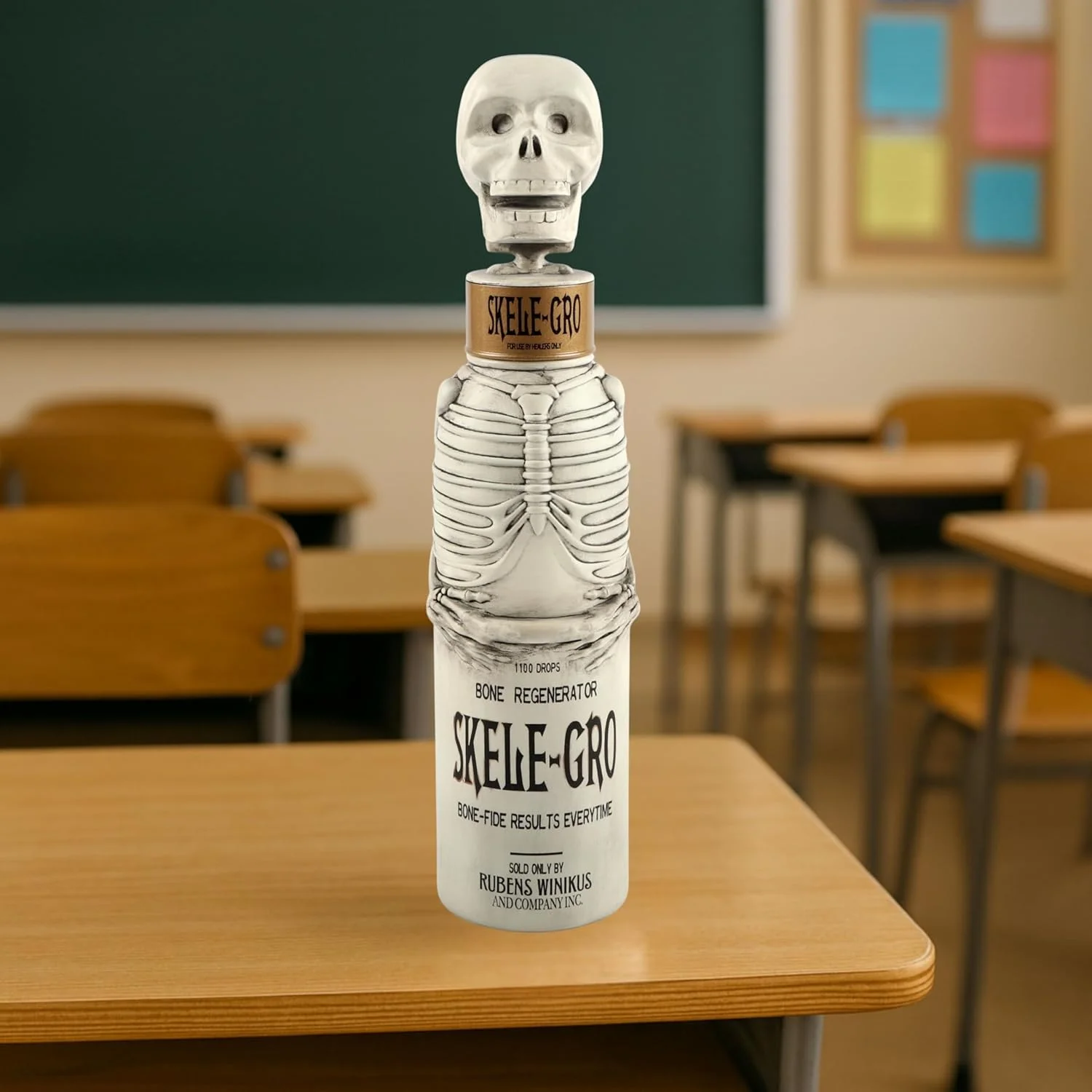 بطری آب اسکلت-گرو | کلکسیون های رسمی دنیای جادوگری هری پاتر، اسباب بازی ها و هدایا، 6.5 x 6.5 x 25 سانتی متر بطری آب اسکلت-گرو | کلکسیون های رسمی دنیای جادوگری هری پاتر، اسباب بازی ها و هدایا، 6.5 x 6.5 x 25 سانتی متر