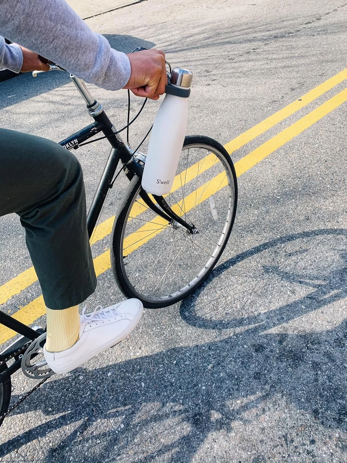 بطری آب اورجینال S'well، مون استون، 500 میلی لیتر. بطری نوشیدنی عایق خلاء، نوشیدنی ها را سرد و گرم نگه می دارد - بطری آبرسانی استیل ضد زنگ بدون BPA برای استفاده در حال حرکت بطری آب اورجینال S'well، مون استون، 500 میلی لیتر. بطری نوشیدنی عایق خلاء، نوشیدنی ها را سرد و گرم نگه می دارد - بطری آبرسانی استیل ضد زنگ بدون BPA برای استفاده در حال حرکت