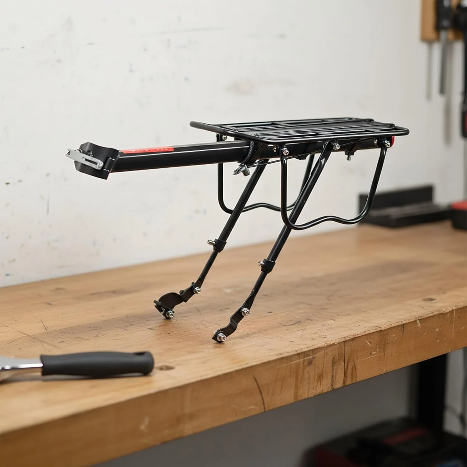 باربند عقب دوچرخه، ظرفیت بار ۲۵ کیلوگرم با نصب سریع و ابزار - باربند قابل تنظیم عقب دوچرخه - مناسب برای دوچرخه های جاده، کوهستان و شهری، حمل بار و تجهیزات، مناسب برای آقایان و بانوان باربند عقب دوچرخه، ظرفیت بار ۲۵ کیلوگرم با نصب سریع و ابزار - باربند قابل تنظیم عقب دوچرخه - مناسب برای دوچرخه های جاده، کوهستان و شهری، حمل بار و تجهیزات، مناسب برای آقایان و بانوان