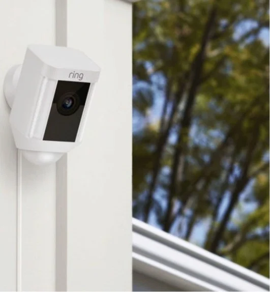 دوربین امنیتی هوشمند Ring Spotlight Cam با وای فای داخلی و آژیر خطر، سیمی - سفید | 8SH2P7-WEU0