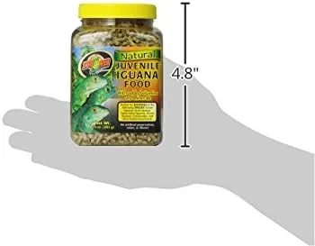 غذای نرم و مرطوب ایگوانای جوان زو مد آزمایشگاه