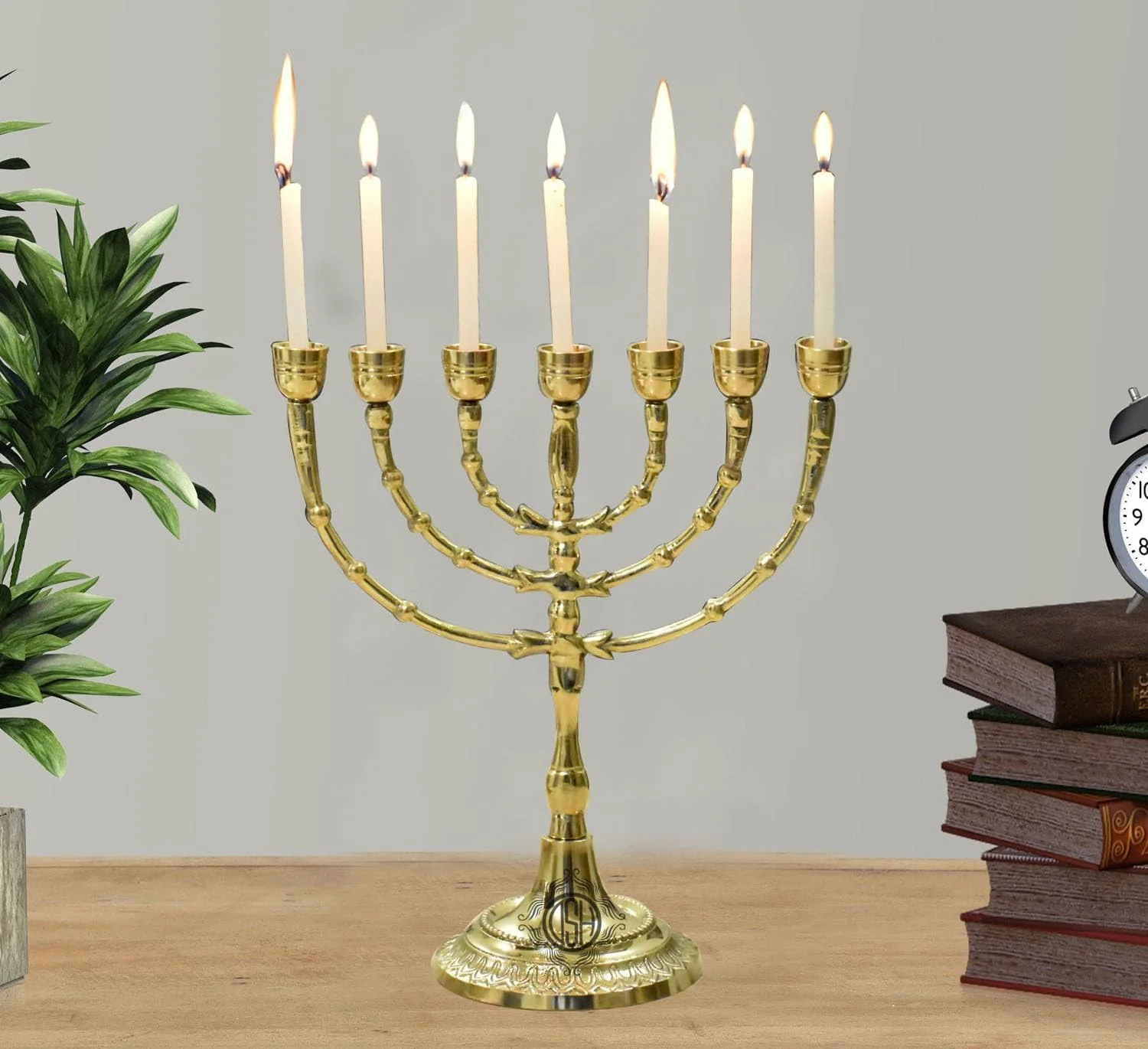 شمعدان برنجی DSH، دکور خانه، شمعدان هفت شاخه تزئینی، جا شمعی برای خانه، اتاق خواب، دکور اتاق نشیمن، تزیین میز شمعدان برنجی DSH، دکور خانه، شمعدان هفت شاخه تزئینی، جا شمعی برای خانه، اتاق خواب، دکور اتاق نشیمن، تزیین میز