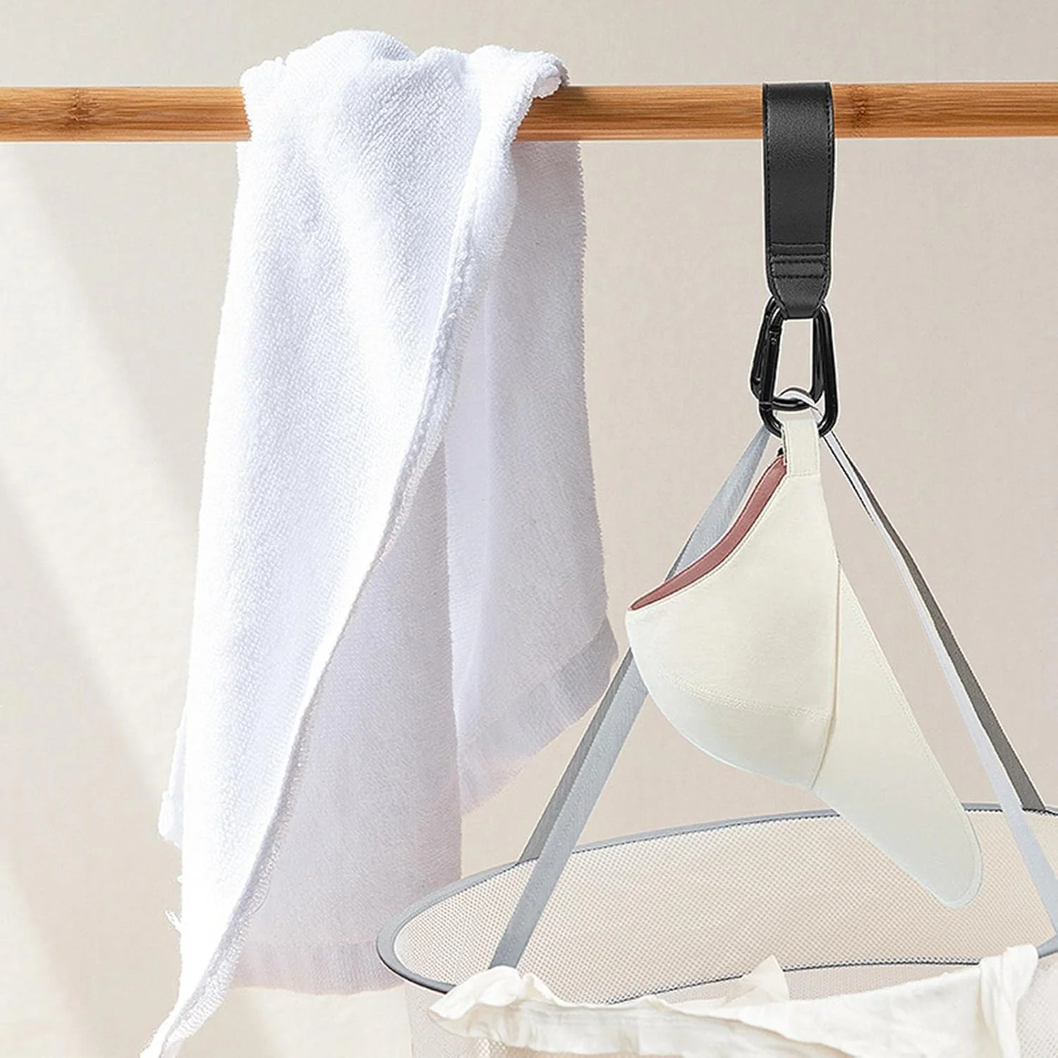 قلاب های کالسکه کودک - قلاب آویز چرخشی کالسکه | گیره های کالسکه با 2 کارابین برای آویزان کردن کیف و وسایل ضروری کودک