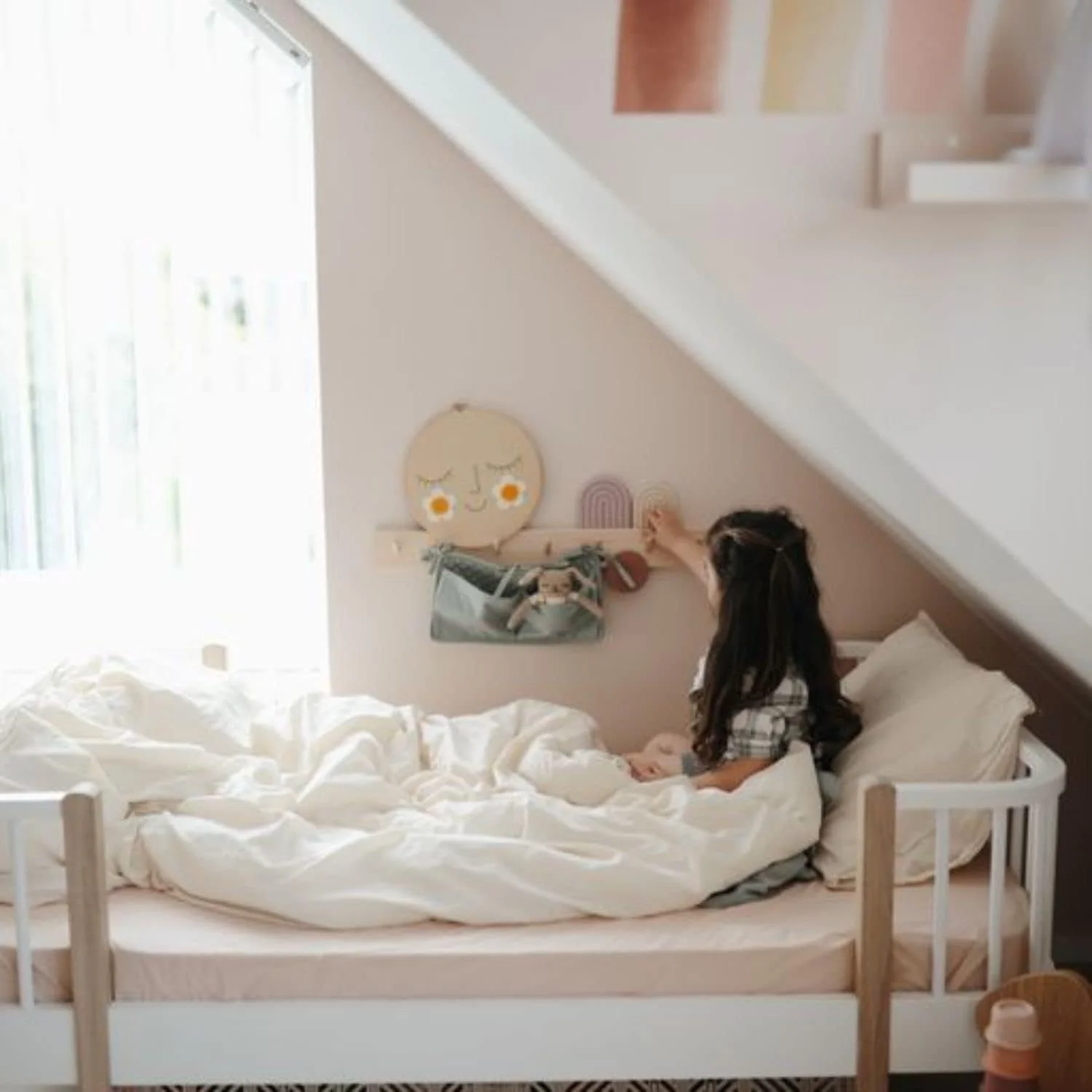 جیب کنار تخت کودک موشی طرح خورشید