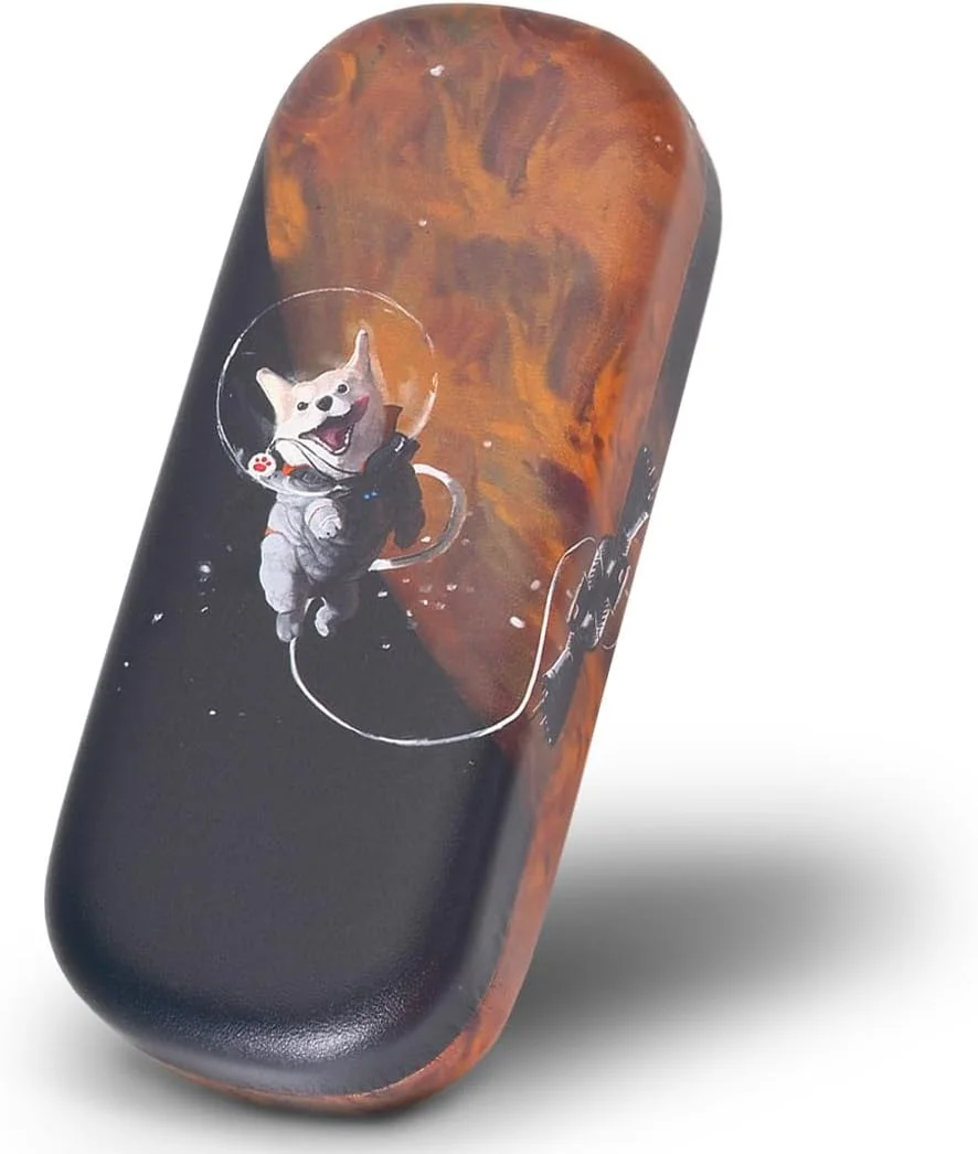 کیف عینک سخت - کیف عینک چرمی PU ضد ضربه قابل حمل با پارچه تمیز کننده شیشه برای آقایان و بانوان، چند رنگ، تک سایز کیف عینک سخت - کیف عینک چرمی PU ضد ضربه قابل حمل با پارچه تمیز کننده شیشه برای آقایان و بانوان، چند رنگ، تک سایز