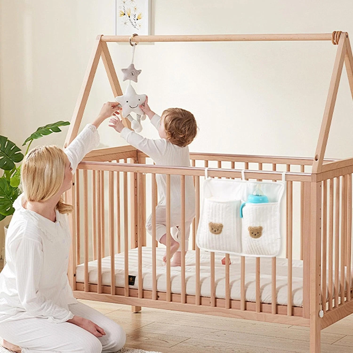 کیف آویز کنار تخت کودک، روکش سازماندهی پنبه‌ای لحافی برای اسباب بازی، پوشک، شیشه شیر، جیب آویز نگهداری کالسکه کودک در فضای باز