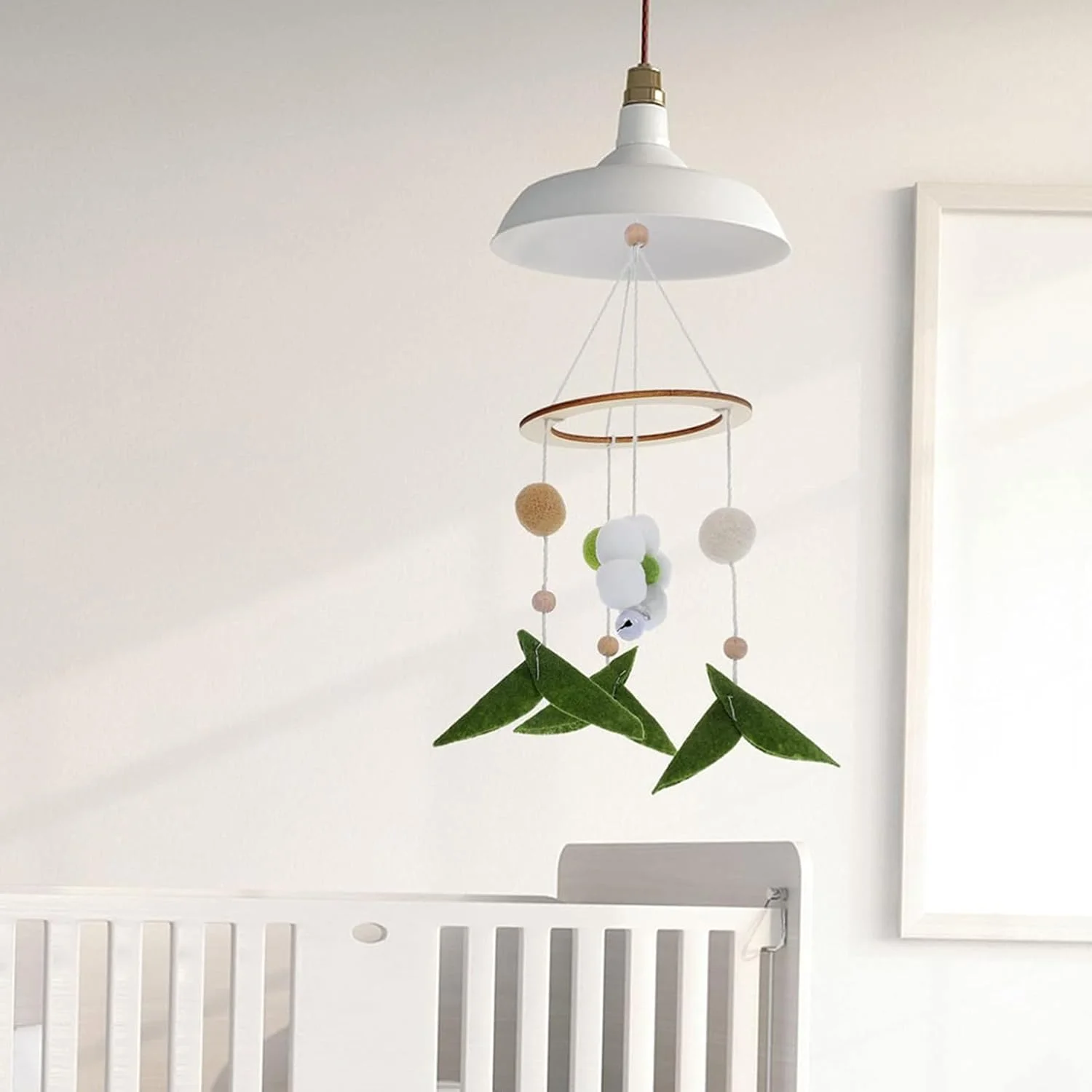 آویز موبایل کودک - آویز نمدی کودک - زنگ بادی نمدی با طرح کارتونی و گل، مناسب برای تخت نوزاد، گهواره، اتاق خواب پسرانه و دخترانه