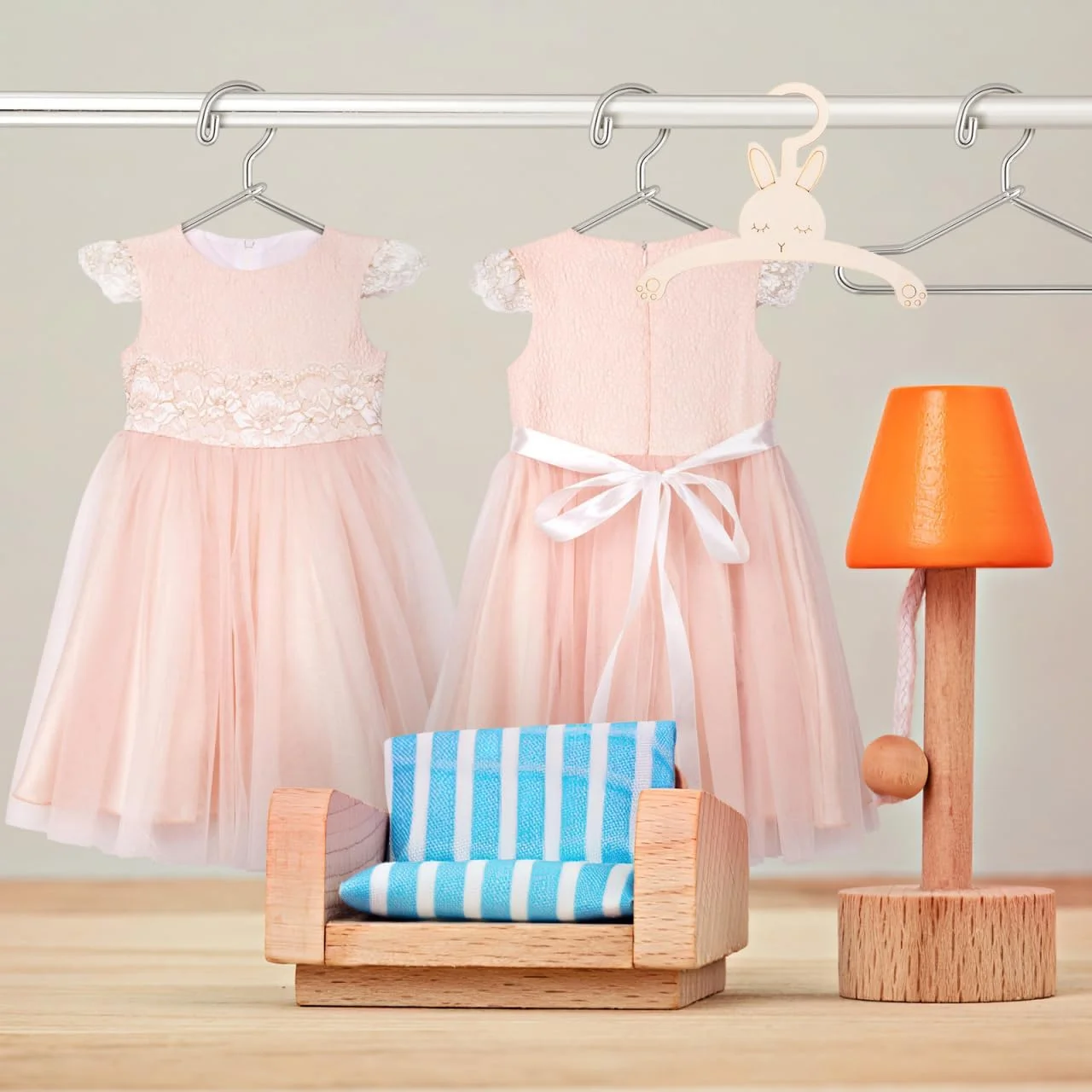 آویز لباس چوبی طرح خرگوش، مناسب برای اتاق کودک، بسته 5 عددی، مناسب برای نگهداری و مرتب سازی لباس کودکان