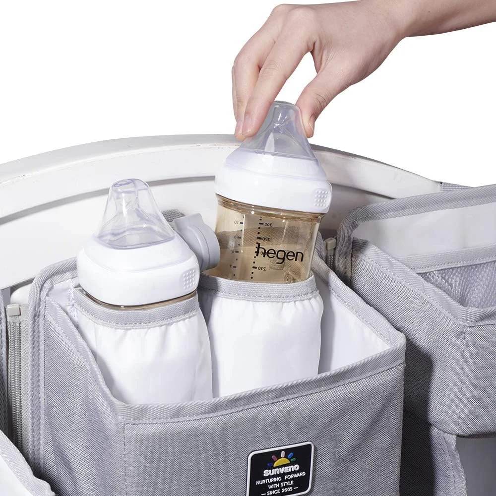 کیف آویز کنار تخت کودک Sunveno - لوازم جانبی قابل حمل تخت نوزاد، چند منظوره، تاشو و بسته بندی آسان، تقسیم به 3 قسمت، کیف آویز بزرگ با فضاهای متعدد، خاکستری