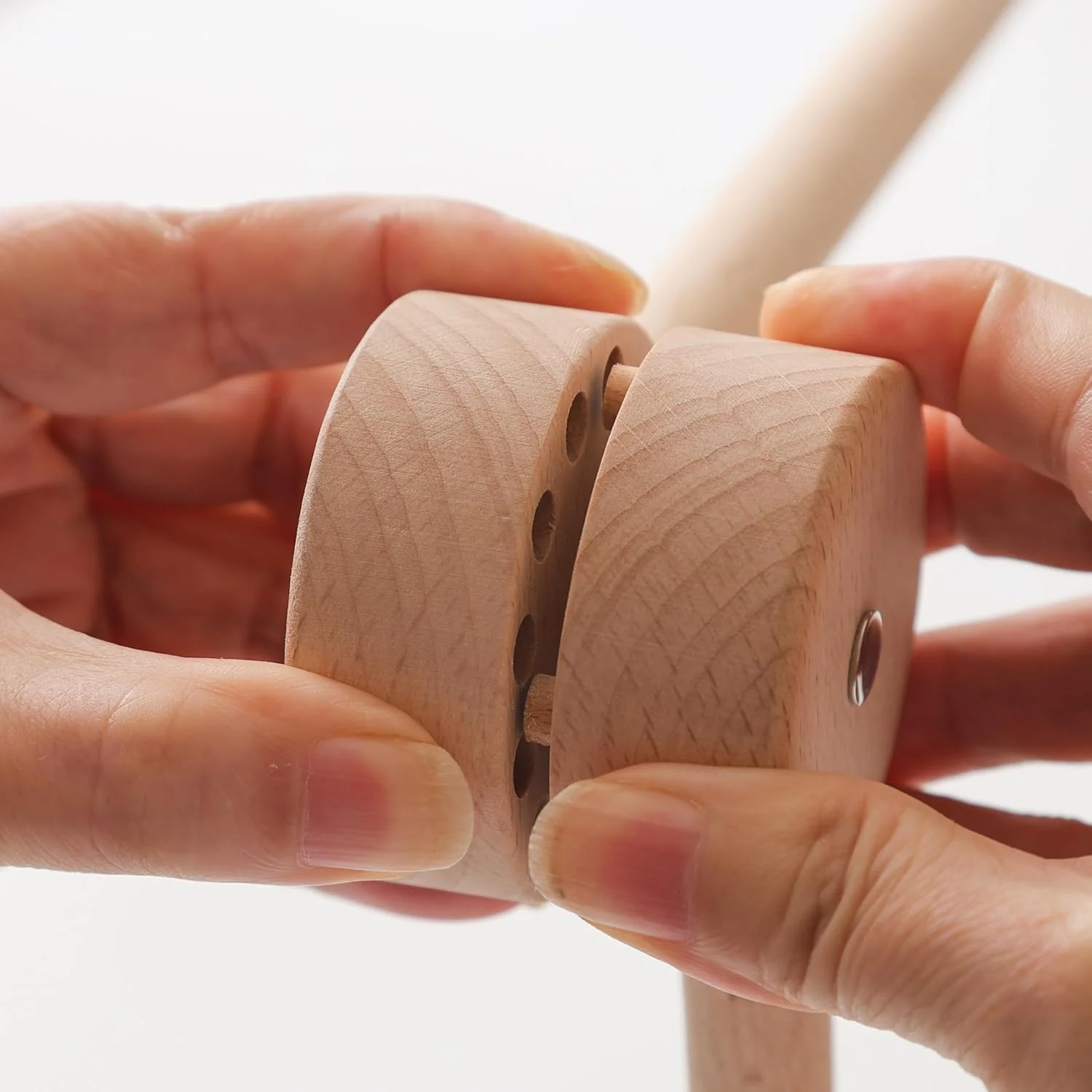 نگهدارنده آویز تخت نوزاد - بازوی چوبی آویز برای تخت، آویز تخت (بازوی چوبی)، قابل تنظیم 360 درجه، آویز برای دکوراسیون اتاق نوزاد پسر و دختر