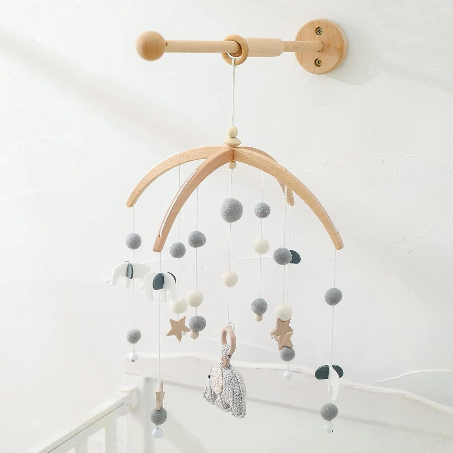 بازوی آویز دیواری تخت نوزاد، نگهدارنده دیواری چوبی طبیعی و محکم، آویز چوبی ایمن برای تخت نوزاد، دکوراسیون دیواری اتاق نوزاد، ایده هدیه برای آویز اسباب بازی تخت