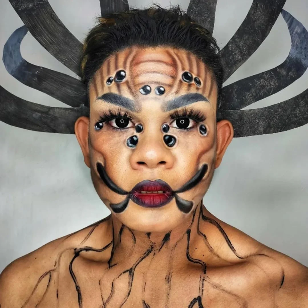 لنزهای تماسی مشکی برای مهمانی هالووین - بسته 2 عددی برای 1 سال لنزهای تماسی مشکی برای مهمانی هالووین - بسته 2 عددی برای 1 سال