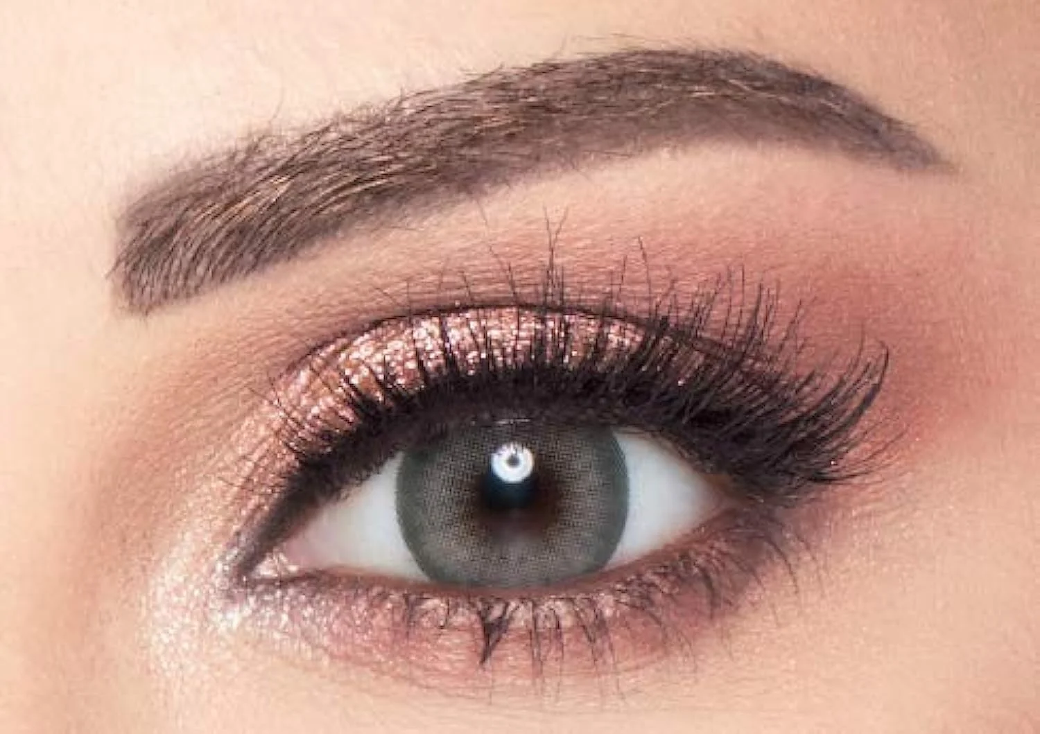 لنزهای تماسی آرایشی آمارا (سبز کروکودیلی)