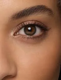 لنزهای تماسی روزانه یک‌روزه اکیو ویو Define Natural Shine - توان‌های مختلف - J&J (بسته 30 عددی) (-1.75, 8.5, 14.2, 30)