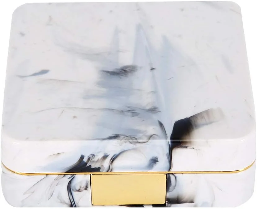 جعبه لنز تماسی مربعی قابل حمل با آینه طرح سنگ مرمر (طلایی)