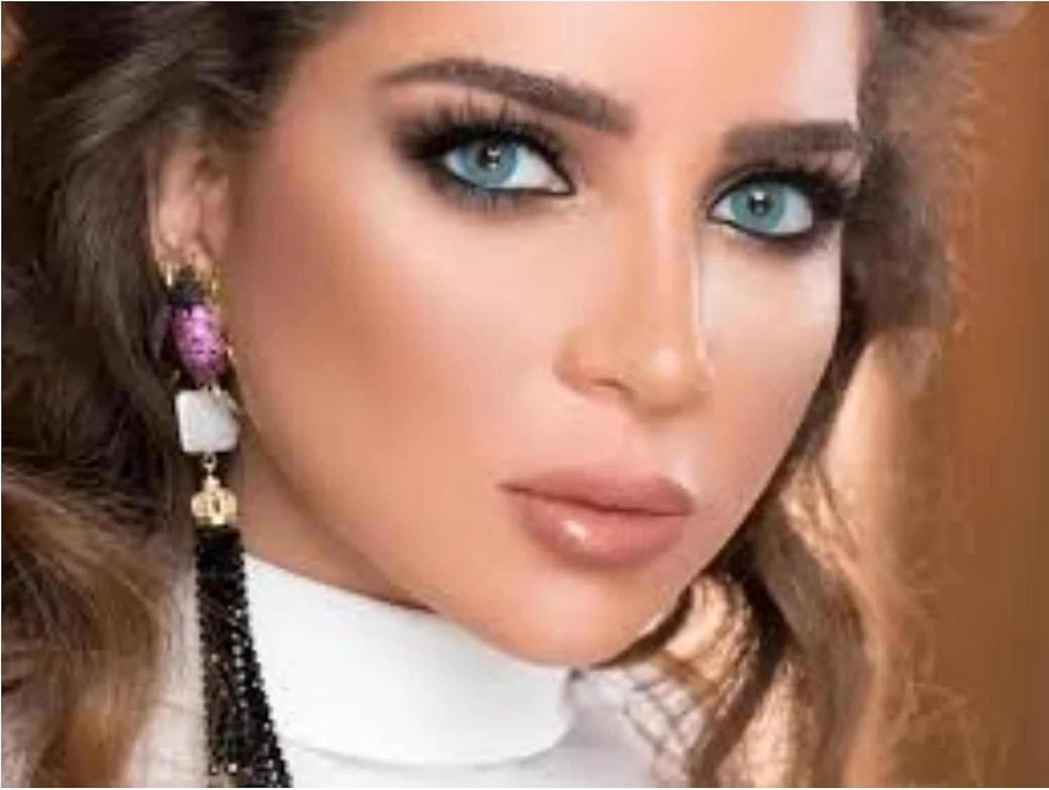 لنزهای تماسی لومینوس - آبی لومینوس، لنزهای تماسی آرایشی، یکبار مصرف سالانه، رنگ چشم خود را با آبی پر جنب و جوش افزایش دهید لنزهای تماسی لومینوس - آبی لومینوس، لنزهای تماسی آرایشی، یکبار مصرف سالانه، رنگ چشم خود را با آبی پر جنب و جوش افزایش دهید