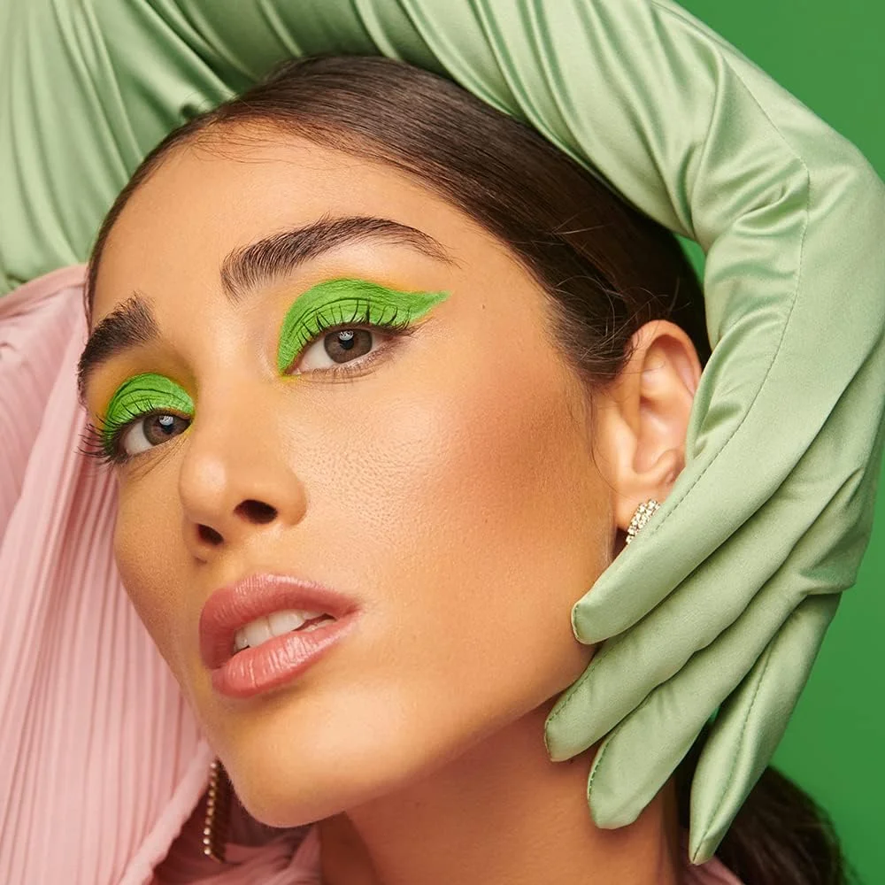 لیالا از ایوا - بسته 2 عددی لنز تماسی رنگی - رنگ سبز سلطنتی - لنزهای چشمی با تعویض 3 ماهه - لنزهای تماسی унисекс - موجود در Plano و تمام نمره ها