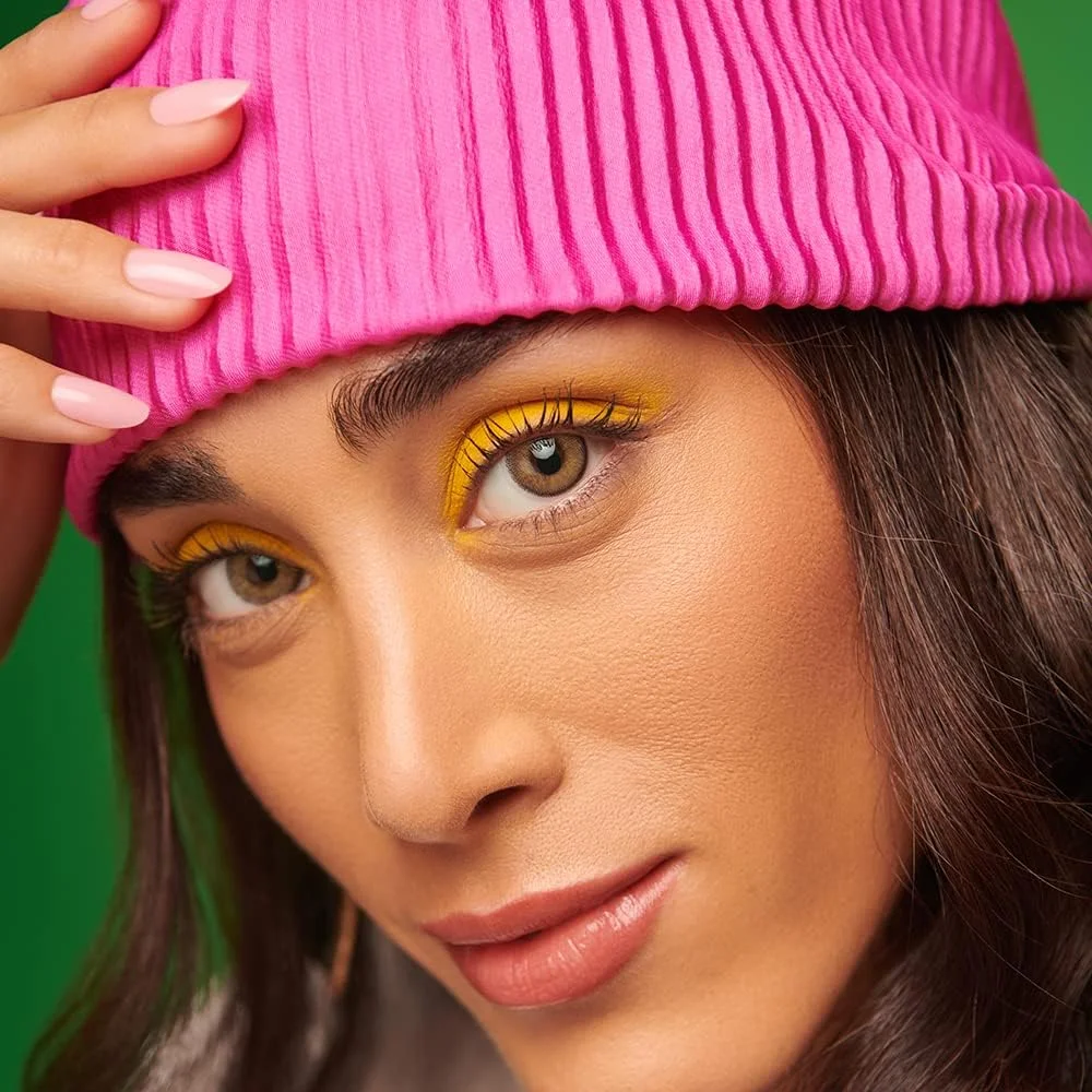 لیالا از ایوا - بسته 2 عددی لنز تماسی رنگی - رنگ قهوه ای فندقی - لنزهای چشمی با قابلیت تعویض 3 ماهه - لنزهای تماسی унисекс - موجود در Plano و تمام نمره ها