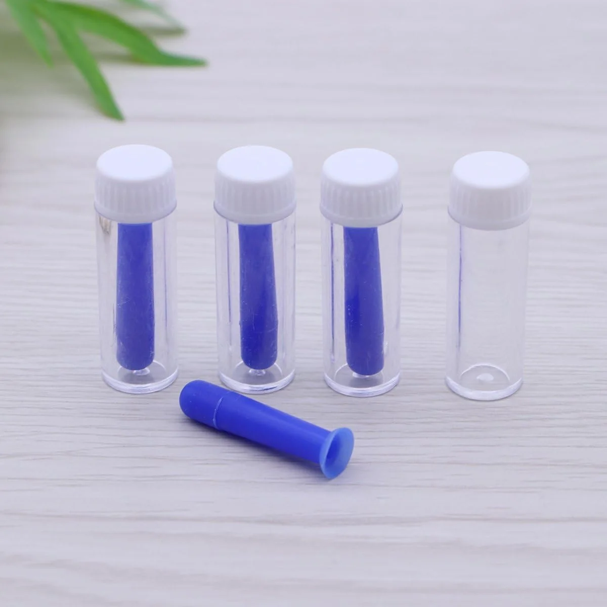 ابزار برداشتن لنز تماسی ۴ عددی، ابزار قرار دادن لنز تماسی حفره دار، فنجان مکش لنز تماسی برای لنزهای سخت RGP، آبی ابزار برداشتن لنز تماسی ۴ عددی، ابزار قرار دادن لنز تماسی حفره دار، فنجان مکش لنز تماسی برای لنزهای سخت RGP، آبی