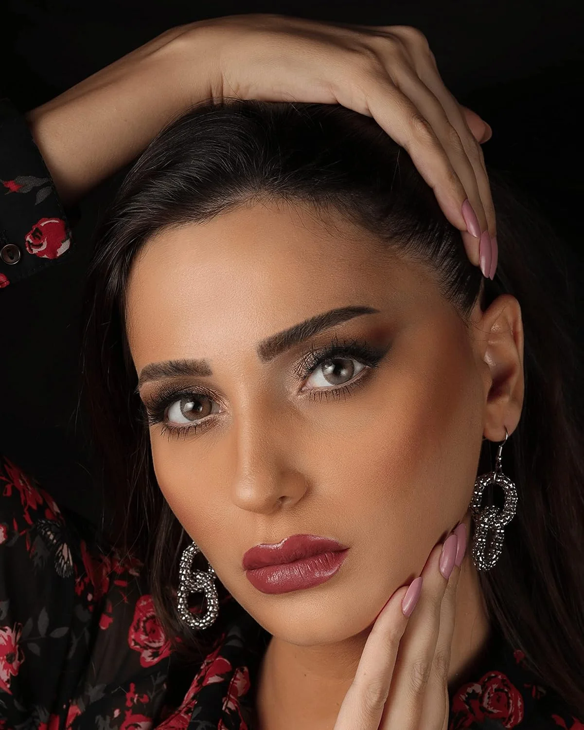 لنزهای اِوا (مجموعه فندقی، رنگ: قهوه ای طلایی) - لنزهای رنگی بدون نمره - جلوه طبیعی و مناسب برای همه