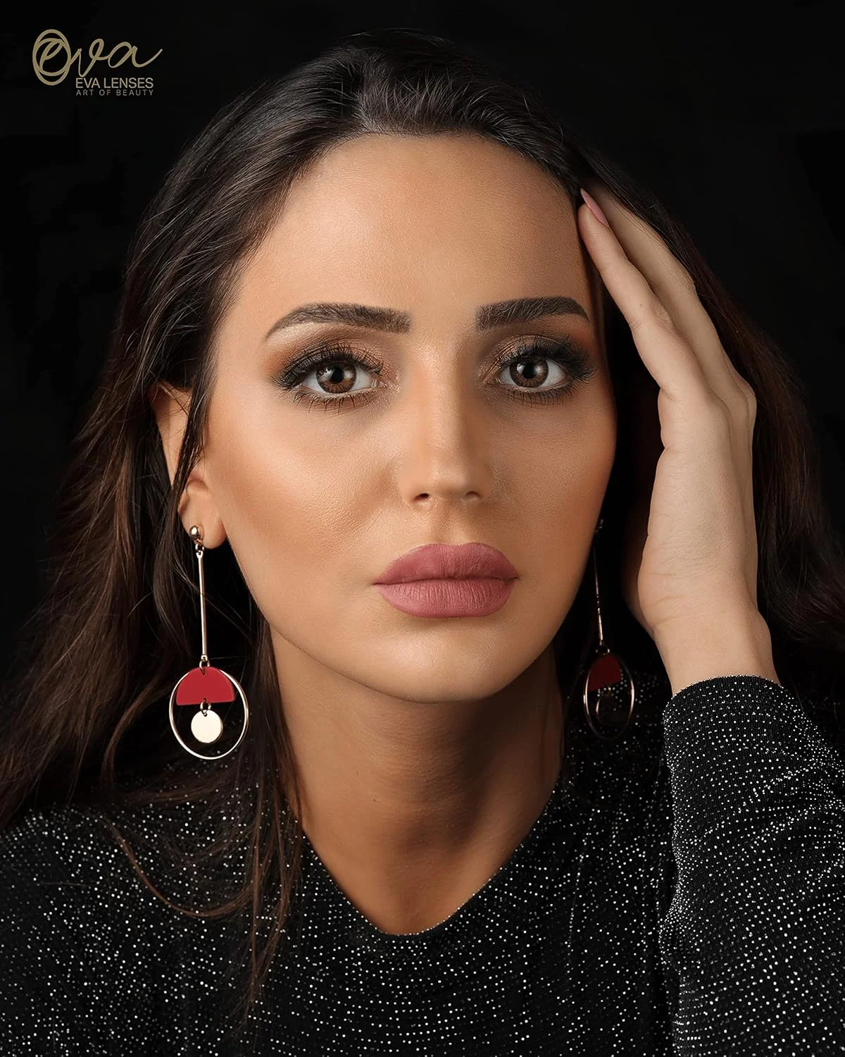 لنزهای اوا (مجموعه فندقی، رنگ: گل جعفری) - لنزهای رنگی بدون نمره - جلوه طبیعی و مناسب برای همه