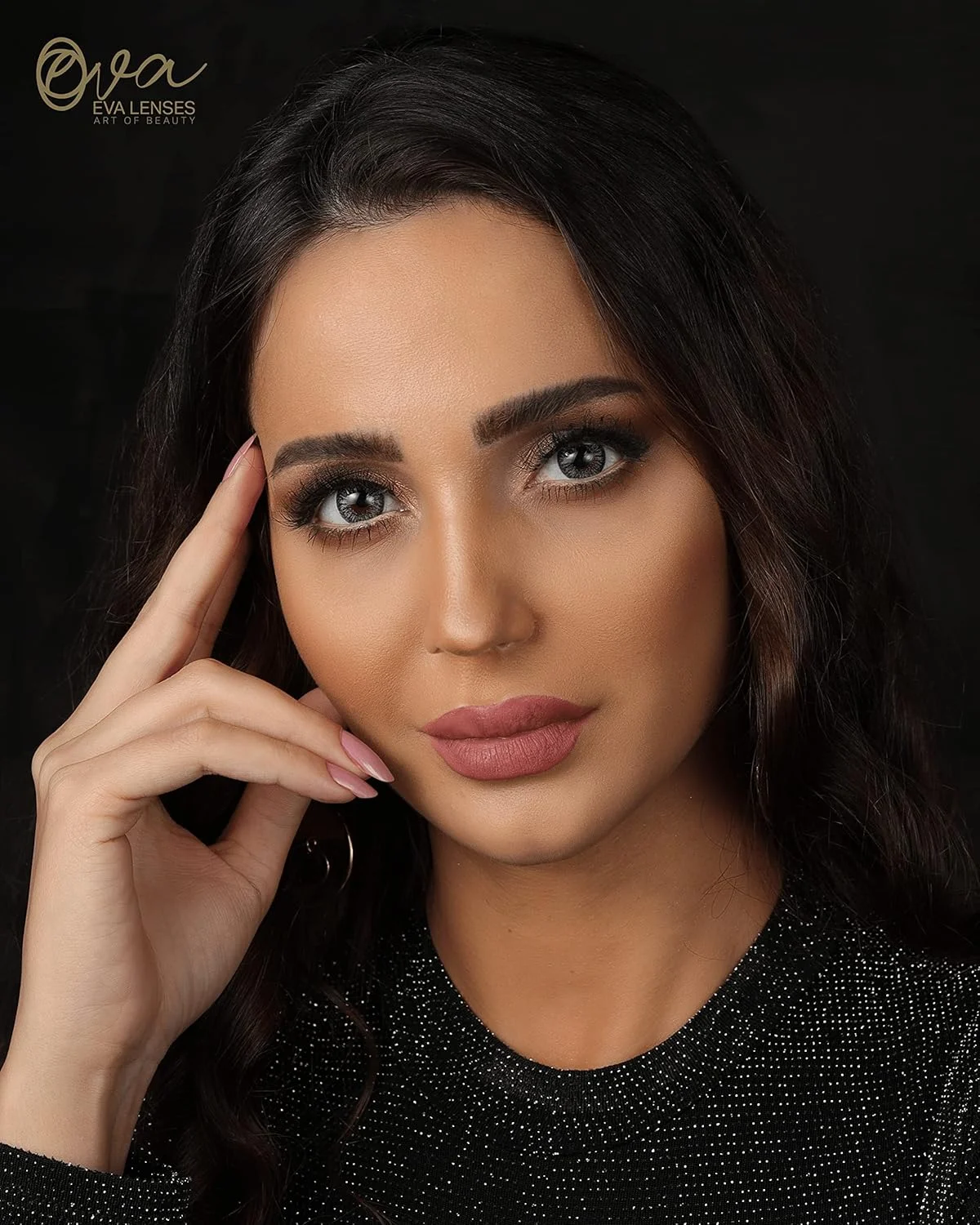 لنزهای اِوا (مجموعه سبز، رنگ: سبز جنگلی) - لنزهای رنگی بدون نمره - جلوه طبیعی و مناسب برای همه