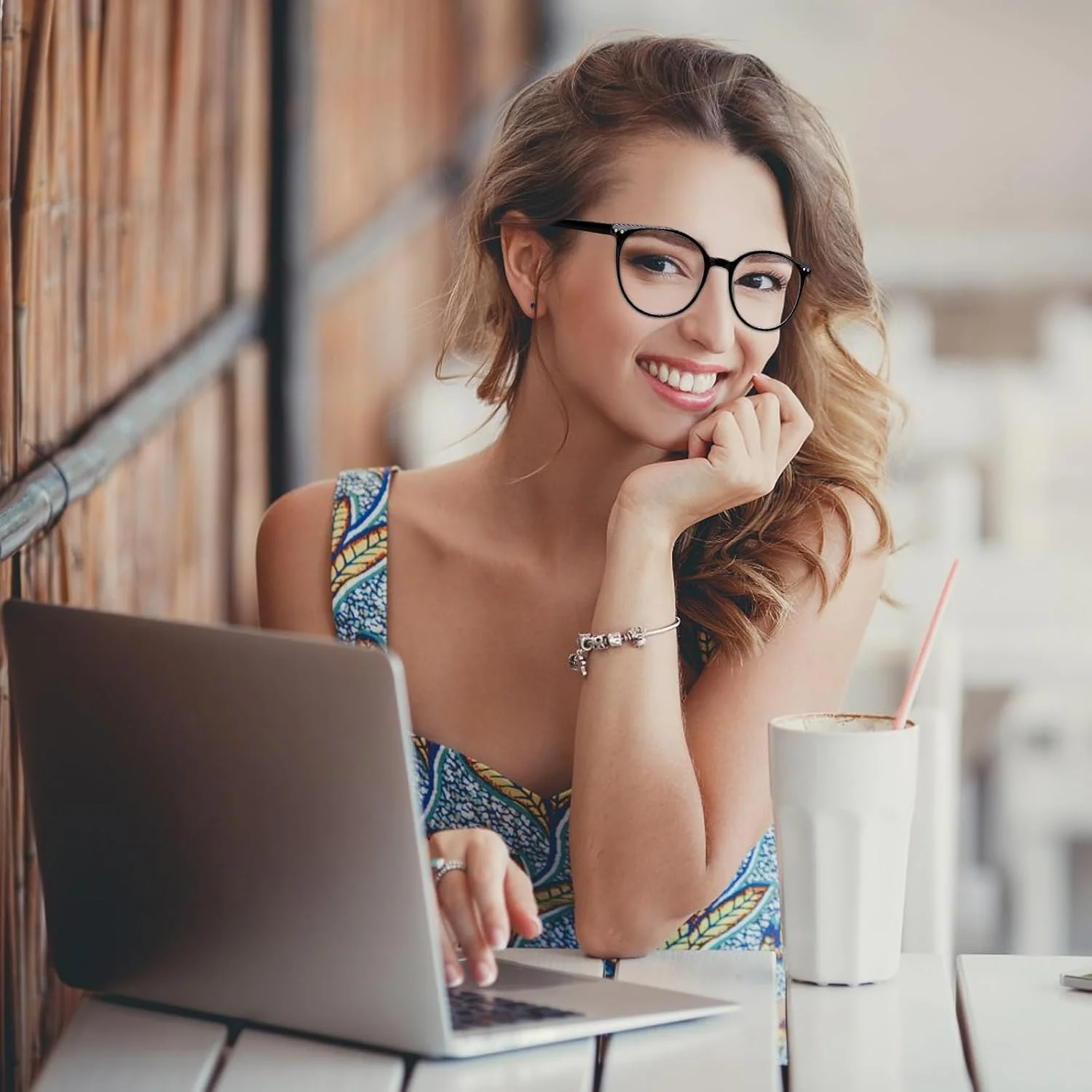 عینک های مسدود کننده نور آبی Azonee، بسته 3 عددی، برای زنان و مردان، عینک های کامپیوتر سبک وزن ضد تابش نور، فریم های گرد مد روز، 3 رنگ عینک های مسدود کننده نور آبی Azonee، بسته 3 عددی، برای زنان و مردان، عینک های کامپیوتر سبک وزن ضد تابش نور، فریم های گرد مد روز، 3 رنگ