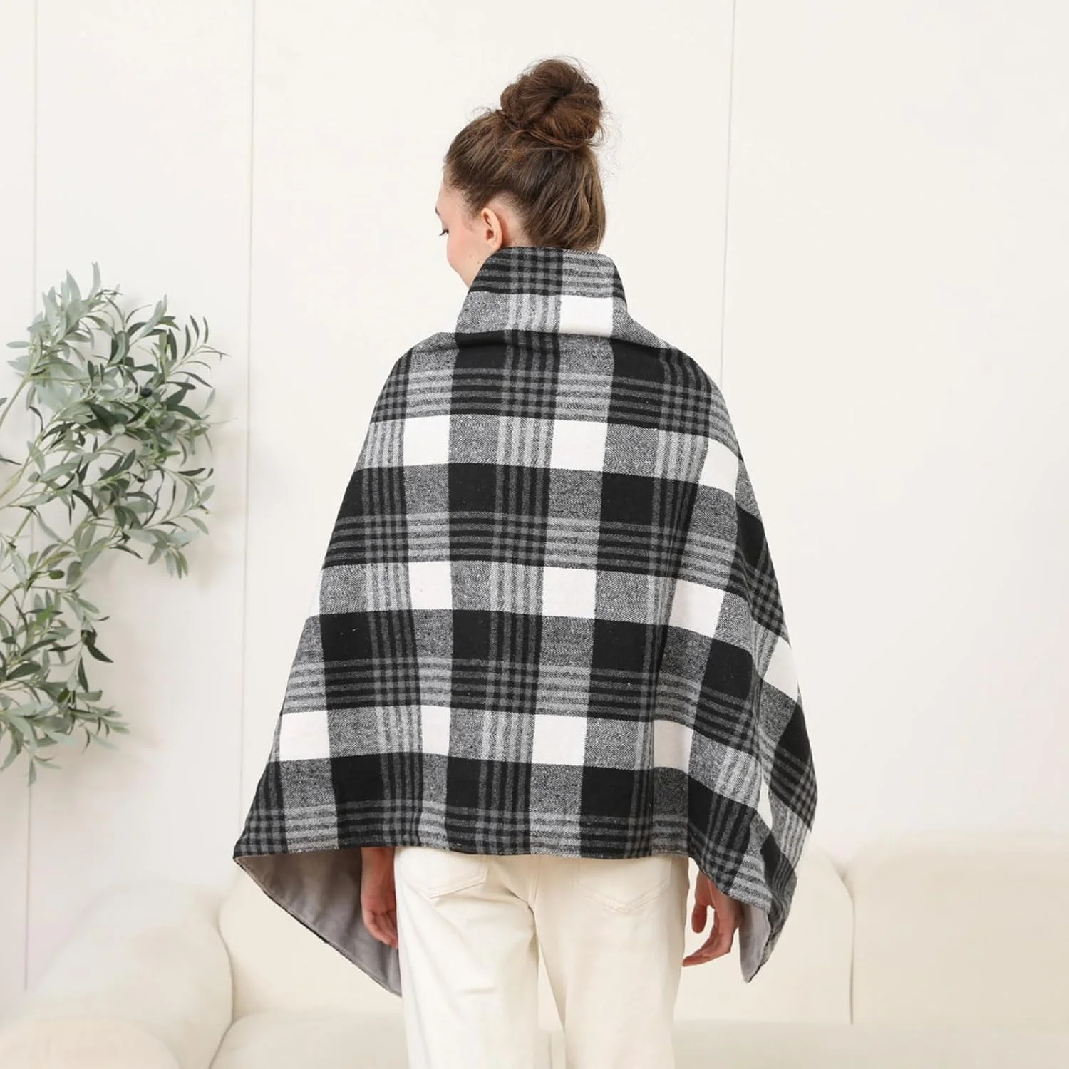 شال گرمایشی USB Annadue، پتوی برقی پوشیدنی با 3 تنظیمات دما، طراحی دکمه فشاری، قابل حمل برای مسافرت اداری منزل، هدیه ایده آل برای تولد کریسمس شال گرمایشی USB Annadue، پتوی برقی پوشیدنی با 3 تنظیمات دما، طراحی دکمه فشاری، قابل حمل برای مسافرت اداری منزل، هدیه ایده آل برای تولد کریسمس