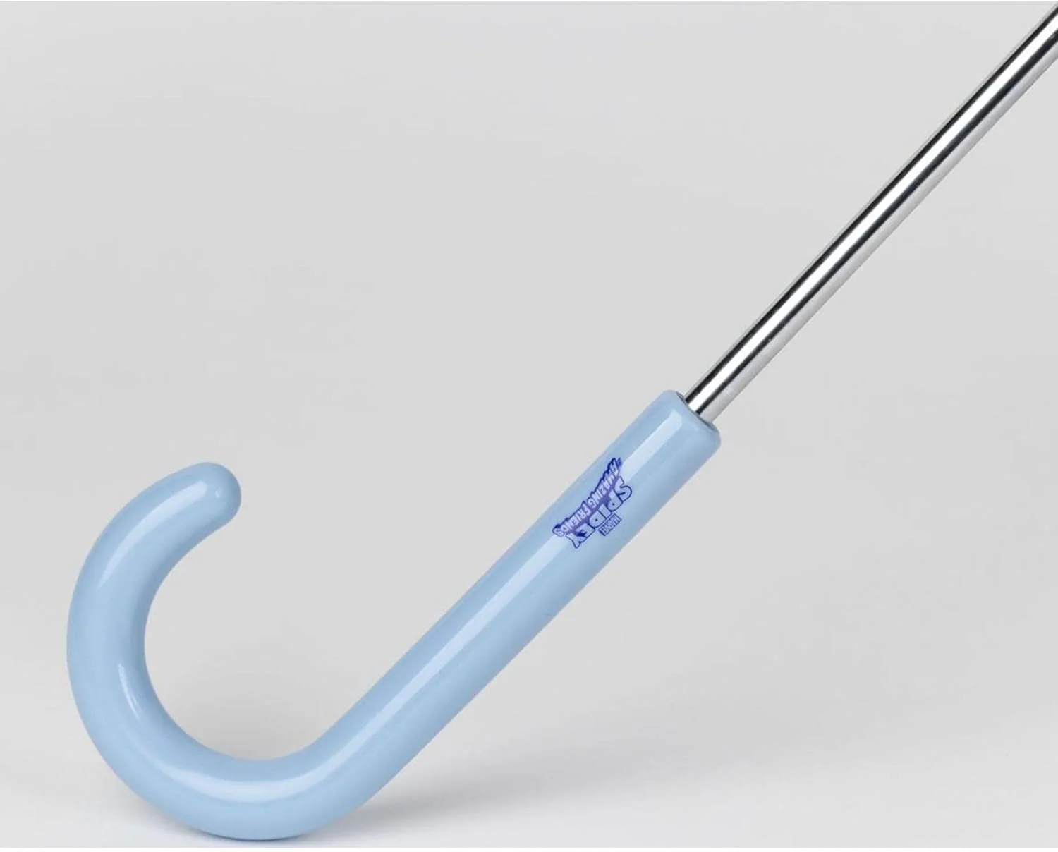 چتر حبابی بچگانه طرح مرد عنکبوتی - باز شدن دستی - شفاف با طرح مرد عنکبوتی - ساخته شده از 100% POE با ساختار فایبرگلاس - محصول اورجینال طراحی شده در اسپانیا به دنیای Cerdá خوش آمدید. ما رویاهای کودکان (و نه چندان کوچک) را به لباس، کفش، لوازم جانبی، لوازم التحریر و موارد دیگر تبدیل می کنیم. تمام مجوزهای ما را کشف کنید و از دست شخصیت های مورد علاقه خود لذت ببرید! این بار مجموعه چترهای خود را ارائه می دهیم که به طور خاص برای همراهی شما در هر کجا که می روید و به نمایش گذاشتن شخصیت های مورد علاقه تان ساخته شده است. این محصول در اسپانیا طراحی شده است و از مواد با کیفیت بالا برای ارائه دوام و مقاومت بیشتر به هر یک از طرح ها، متناسب با تمام نیازهای شما استفاده می کند. این چتر حبابی بخشی از مجوز Marvel است و به قهرمان مورد علاقه بچه های شما، Spidey ادای احترام می کند. طراحی آن به دلیل اصالت پرداخت هایش برجسته است. مشخصات: - ساخته شده با 100% POE - چتر حبابی دستی - طراحی چاپ شفاف Spidey