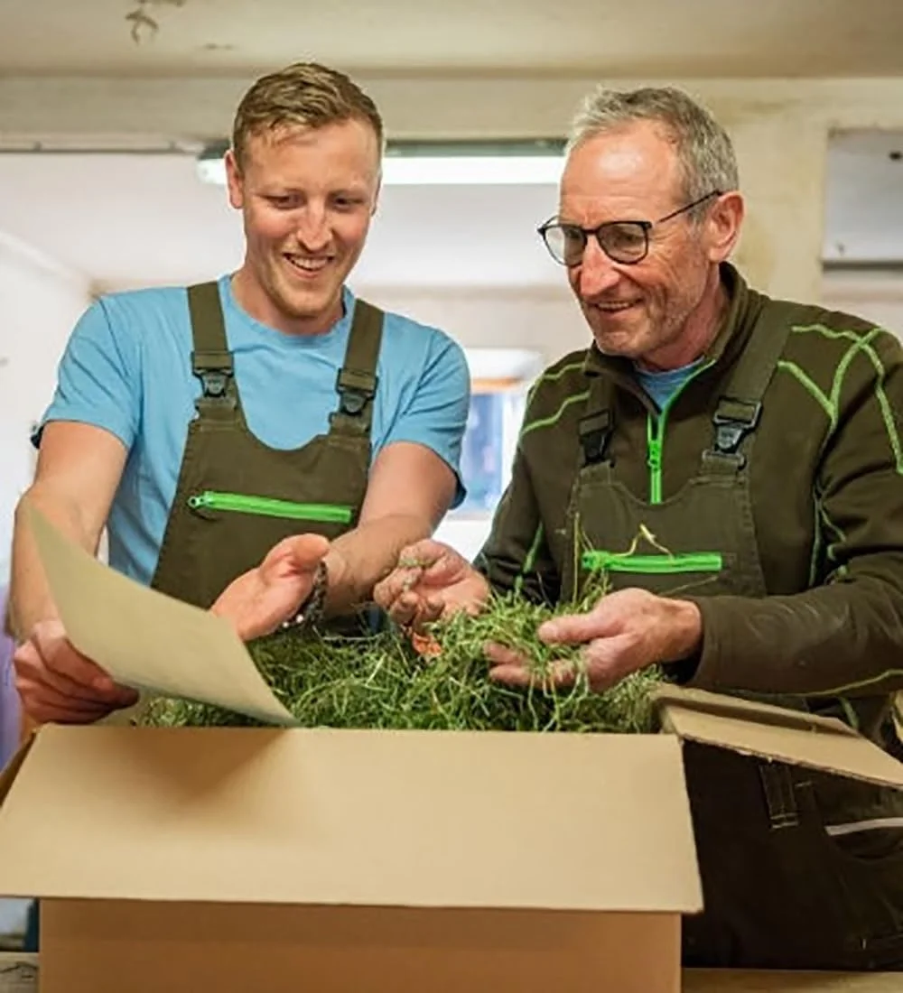 یونجه کوهی آلپاین برای حیوانات خانگی کوچک - 4 کیلوگرم