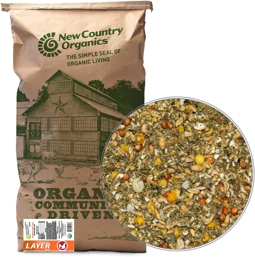 خوراک کامل طیور تخمگذار نیو کانتری ارگانیکس | بدون ذرت و سویا | 17% پروتئین | دارای گواهی ارگانیک و غیر تراریخته | 40 پوند