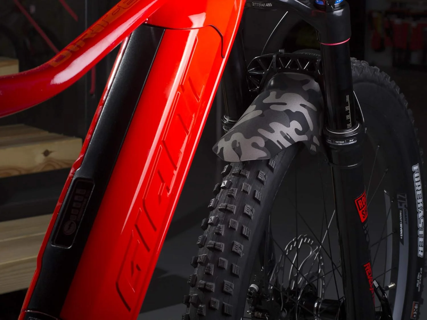 گلگیر جلوی AMS مناسب برای سایزهای 26، 27.5 و 29 اینچ