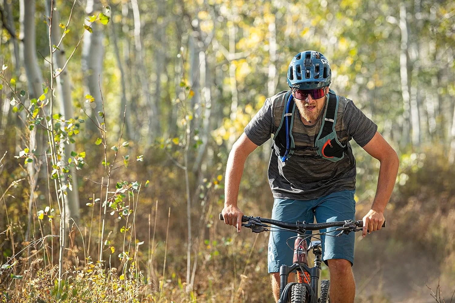 جلیقه دوچرخه سواری CamelBak Chase با حجم 1.5 لیتر - جلیقه آبرسانی - جیب های با دسترسی آسان