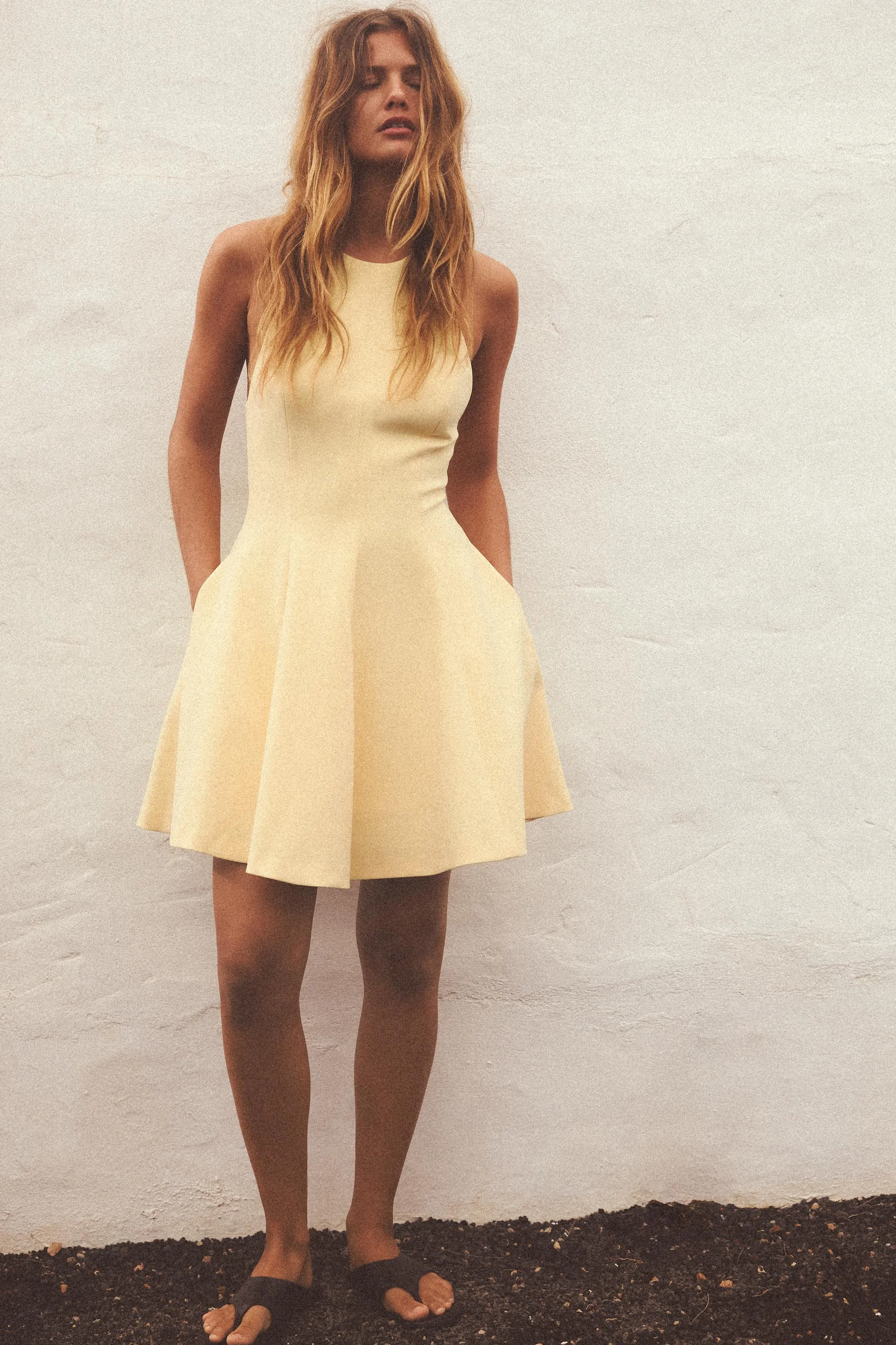 پیراهن کوتاه هالتر پیراهن کوتاه هالتر