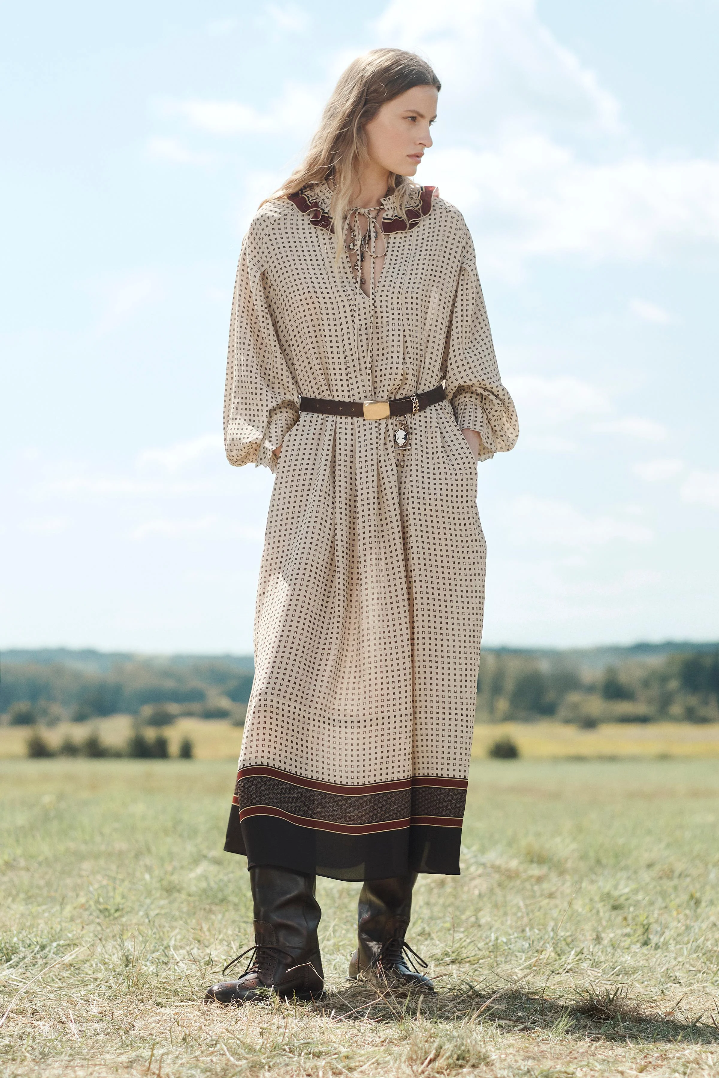 پیراهن بلند طرح دار نسخه محدود پیراهن بلند طرح دار نسخه محدود