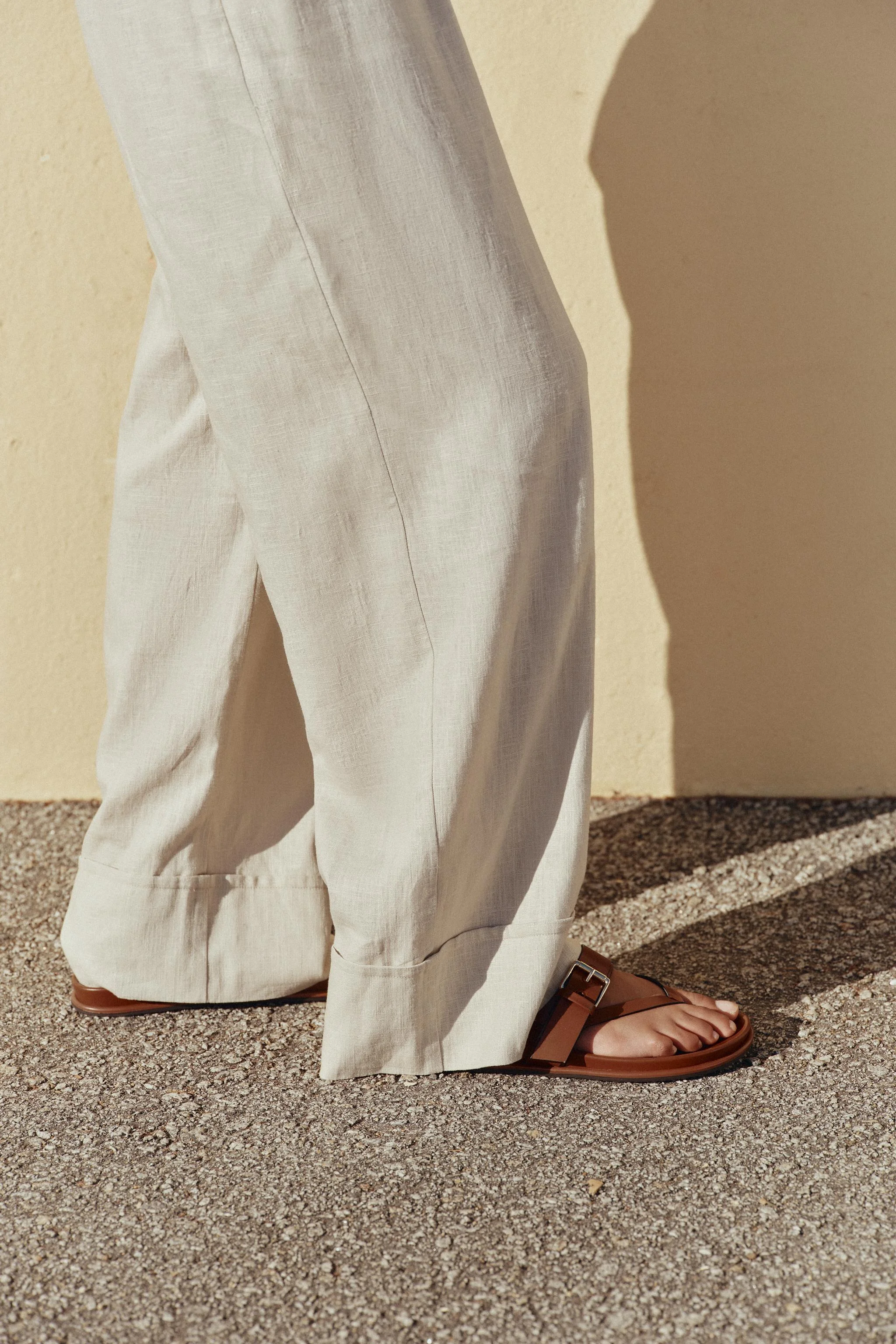 صندل های سگکی بنددار