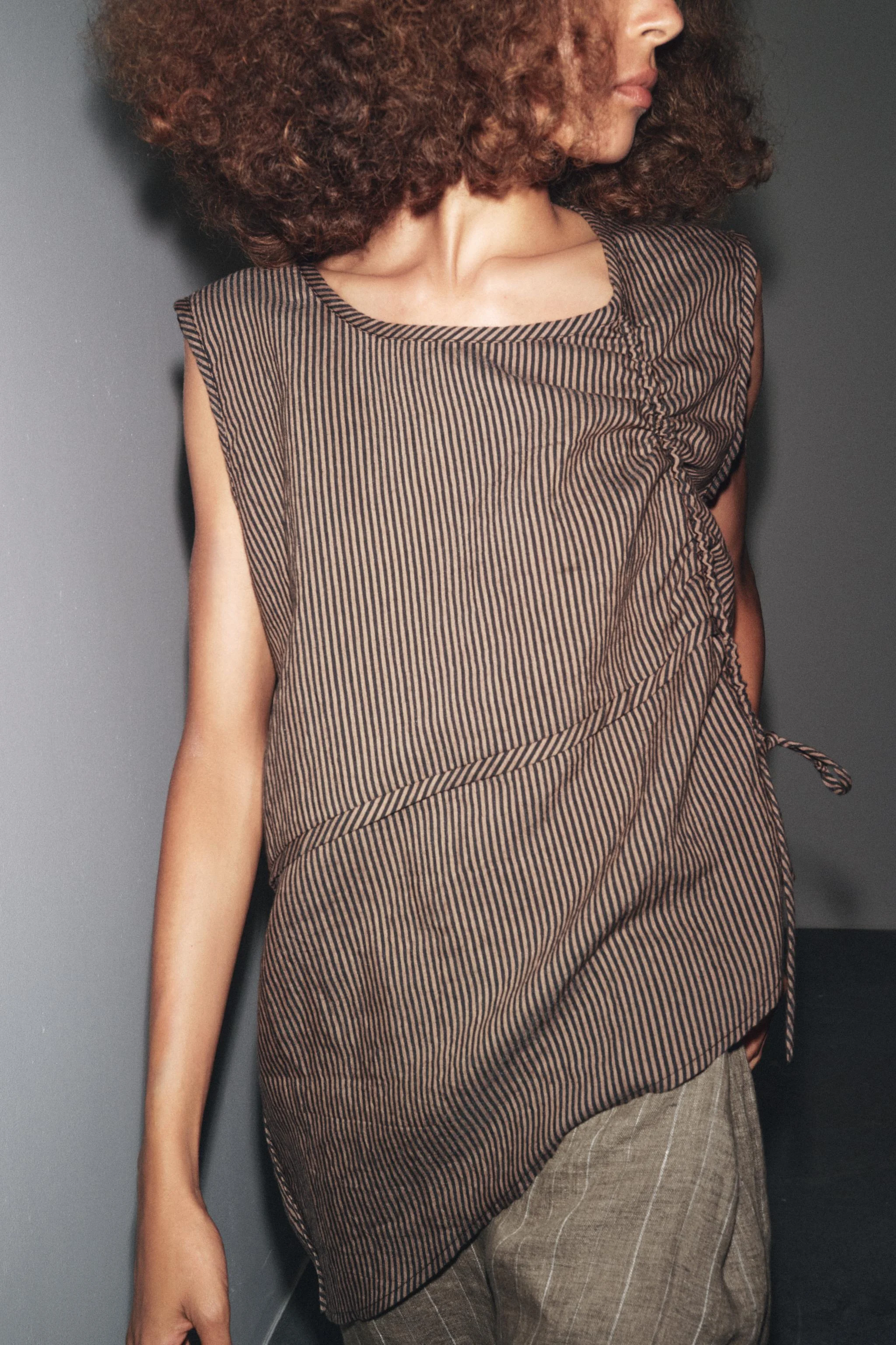 تاپ راه راه نامتقارن