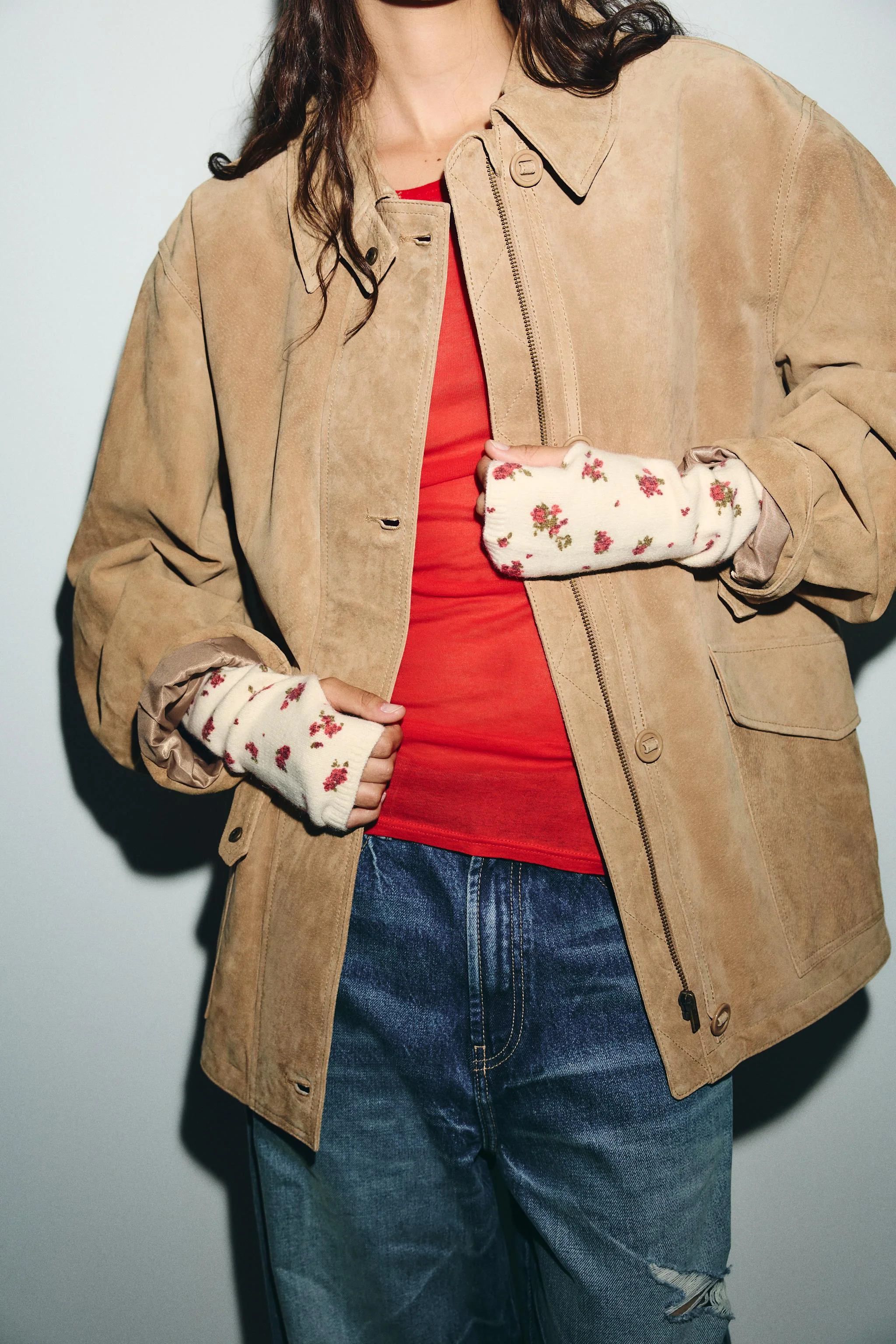 دستکش های بافتنی طرح گلدار دستکش های بافتنی طرح گلدار