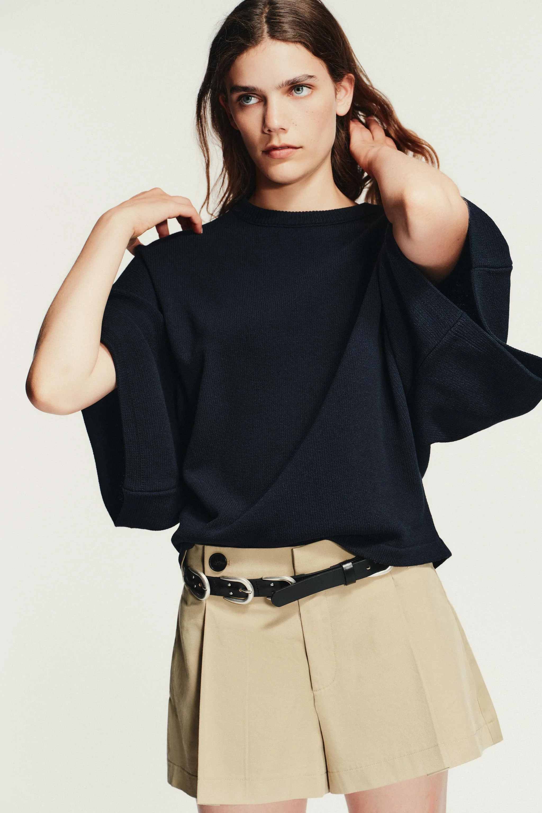 کمربند چرمی با سگک های متعدد