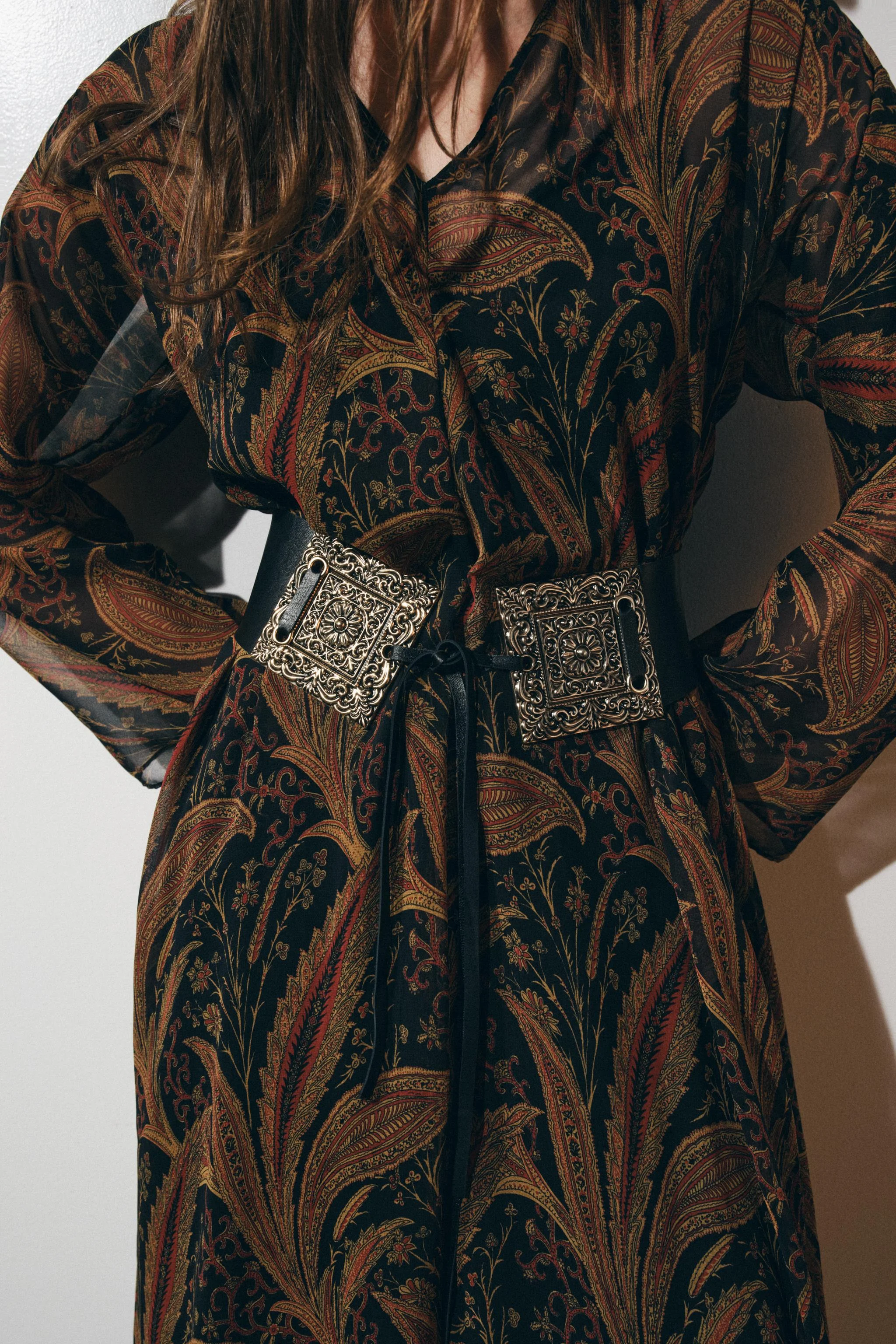 کمربند چرمی پهن با سگک دست ساز