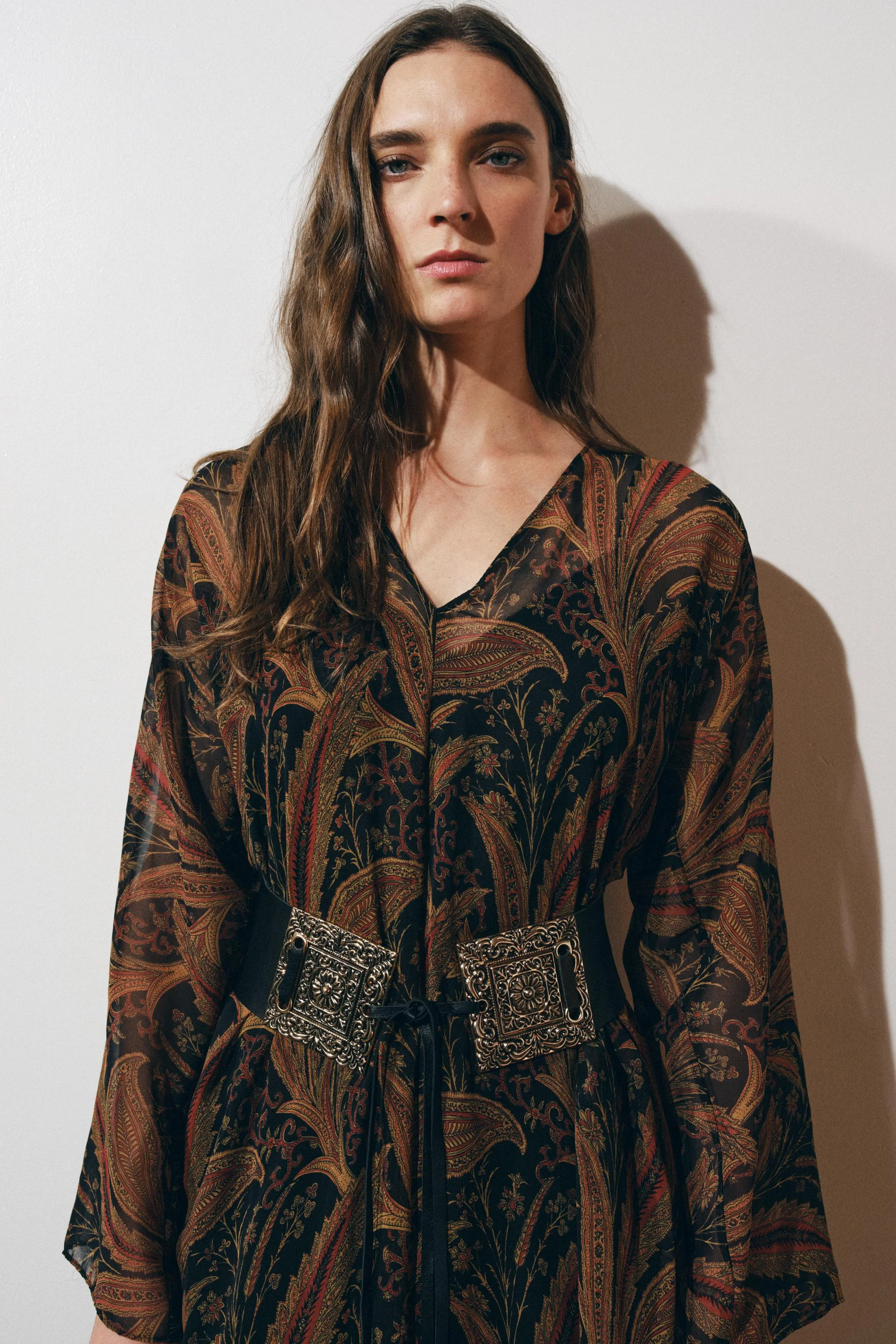 کمربند چرمی پهن با سگک دست ساز