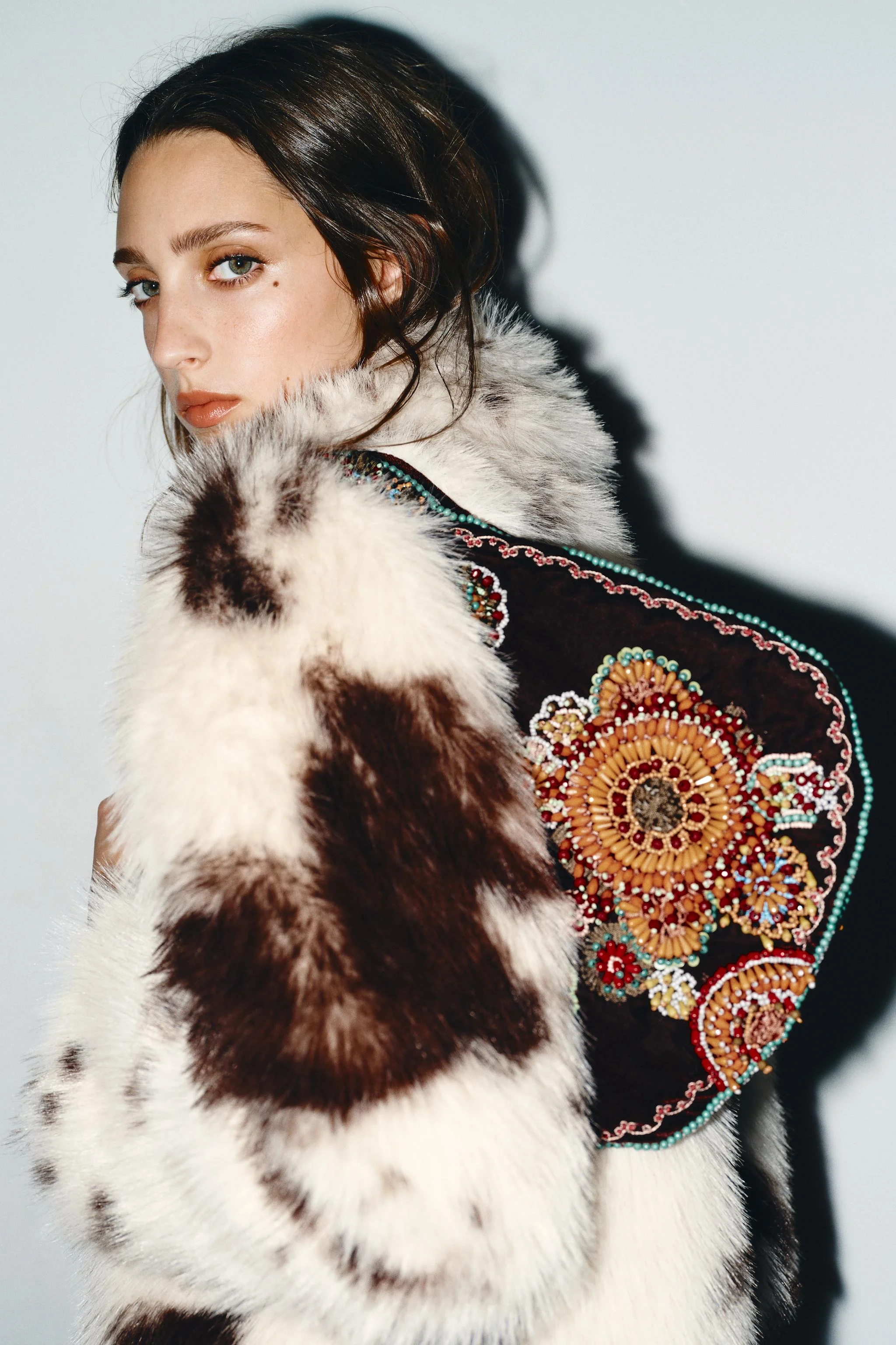 کیف دوشی گلدوزی شده کیف دوشی گلدوزی شده