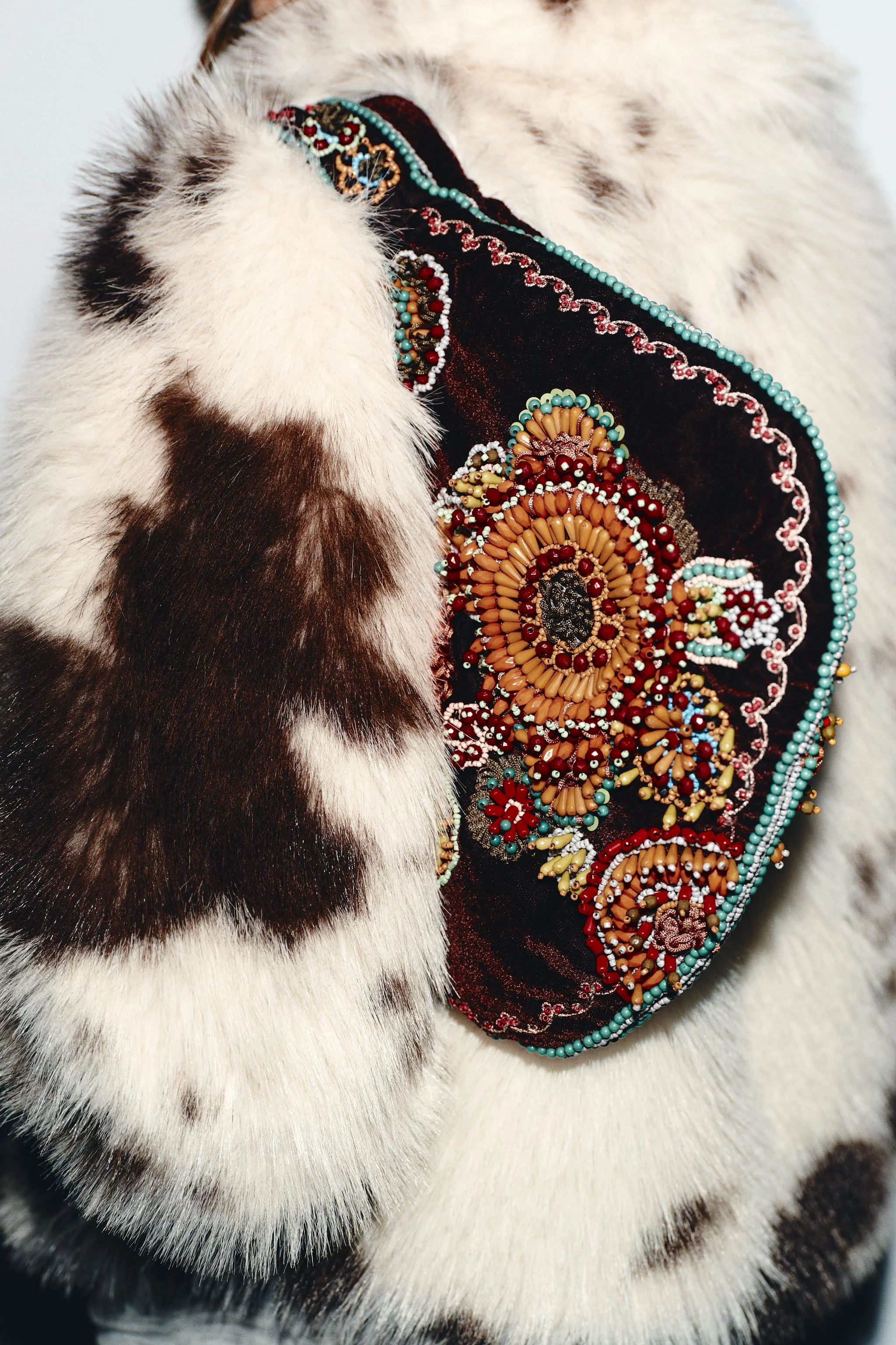 کیف دوشی گلدوزی شده کیف دوشی گلدوزی شده