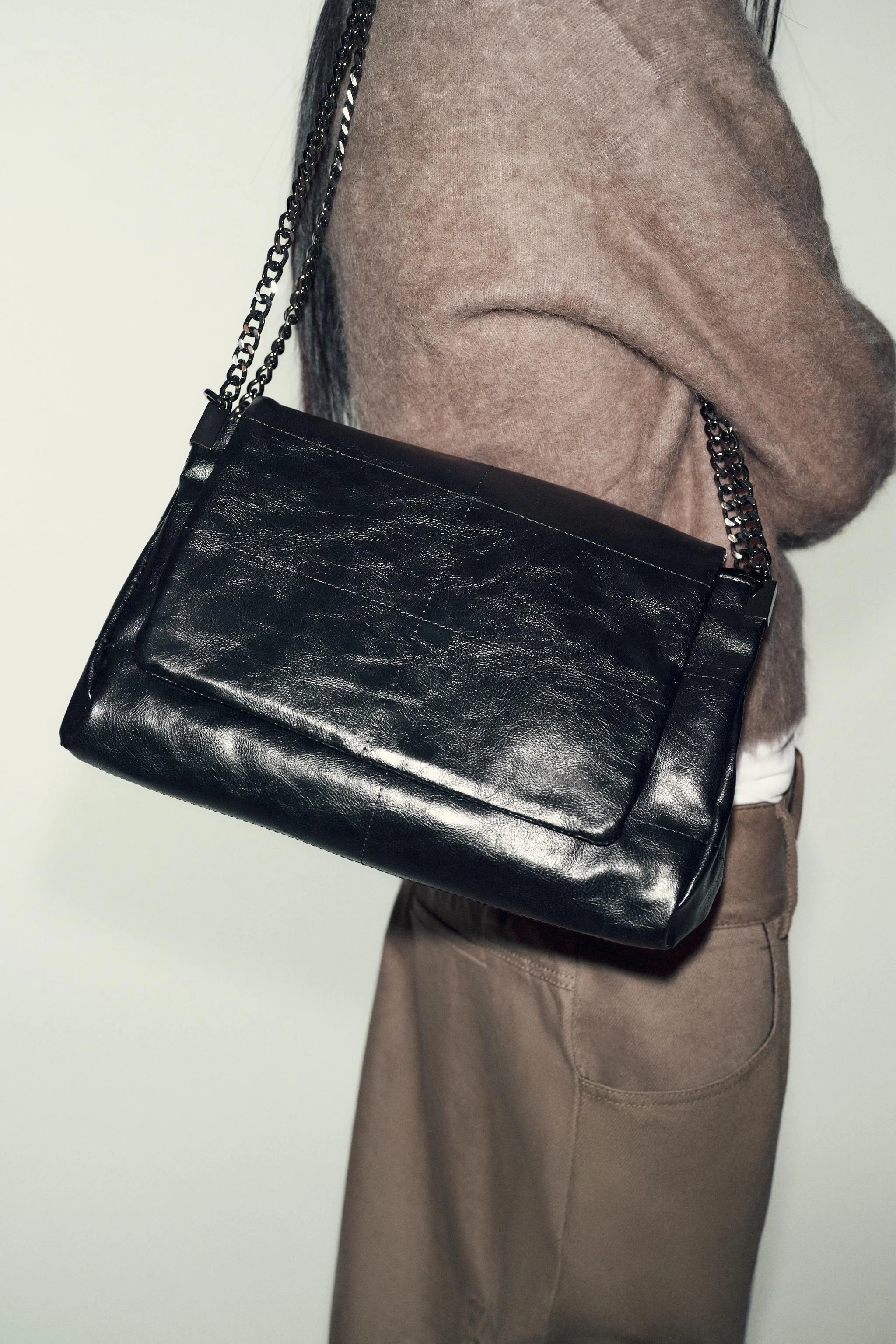 کیف دوشی مدل ROCK FLAP کیف دوشی مدل ROCK FLAP