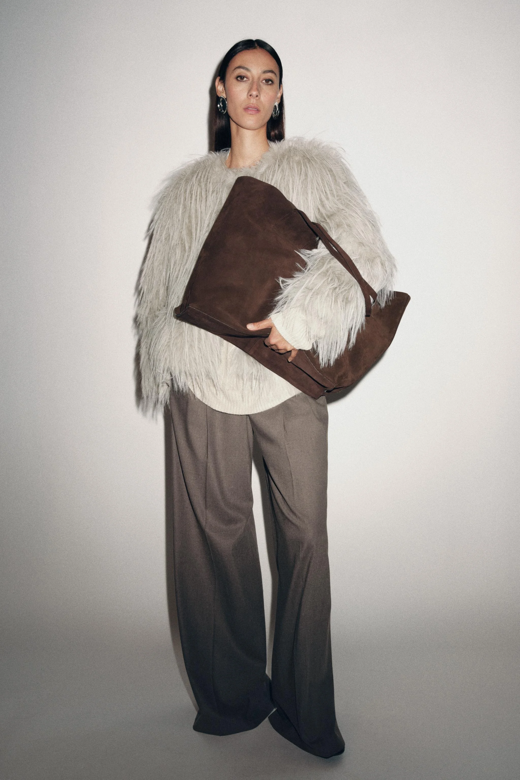 کیف بزرگ دستی از جنس چرم جیر