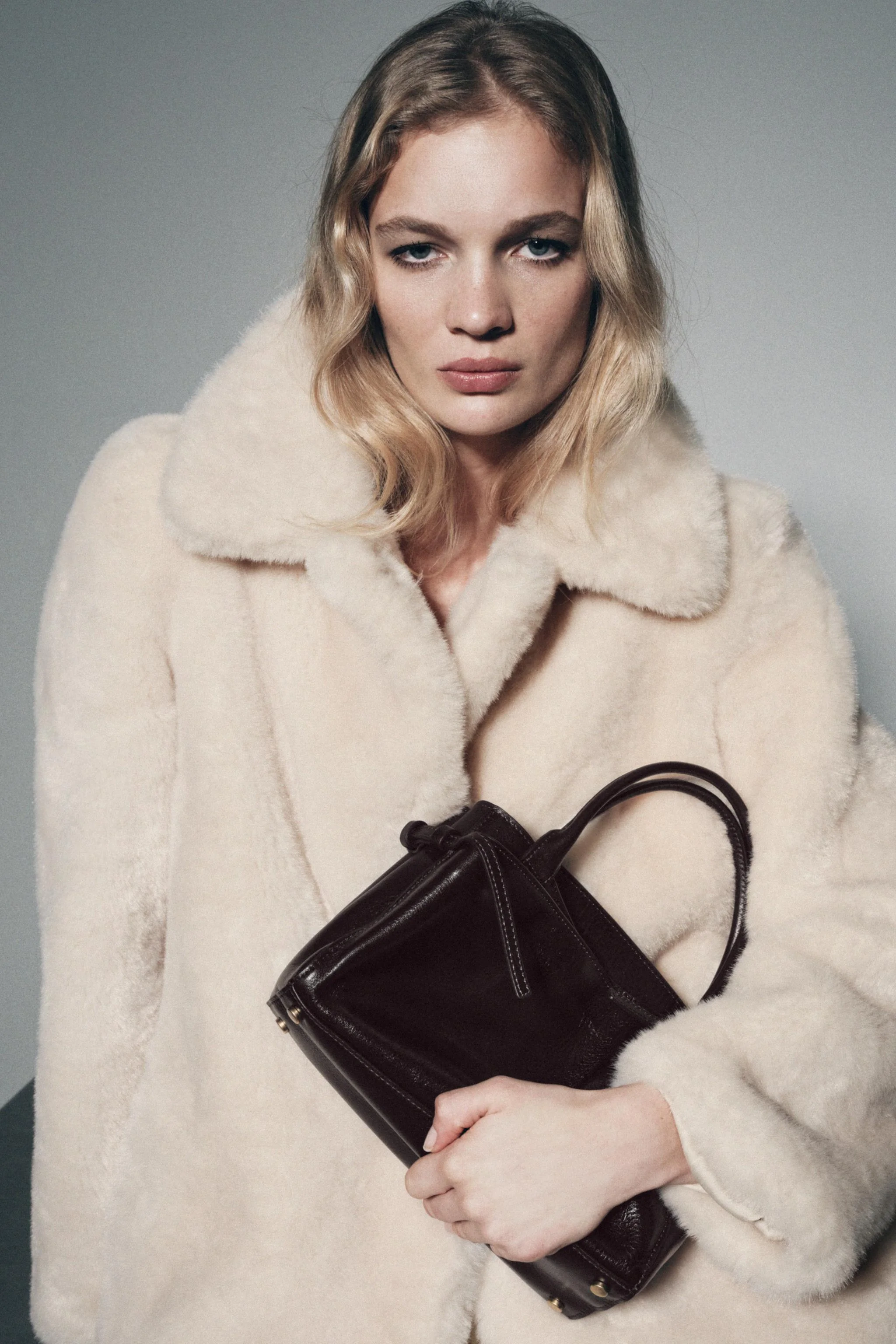 کیف کوچک شهری چرمی